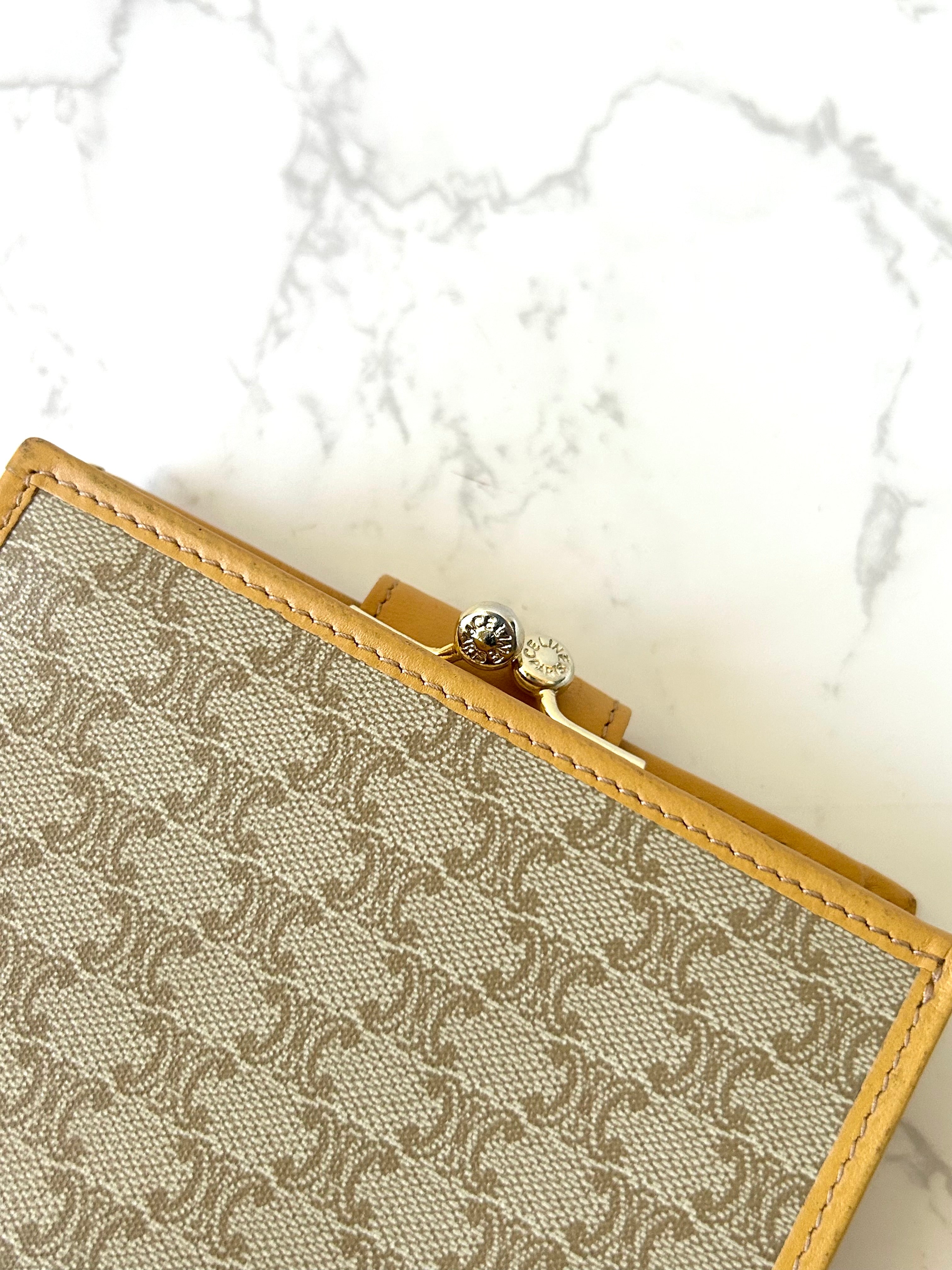 CELINE Beige Brown Presbyopia Arc de Triomphe Short Wallet/Purse/Wallet