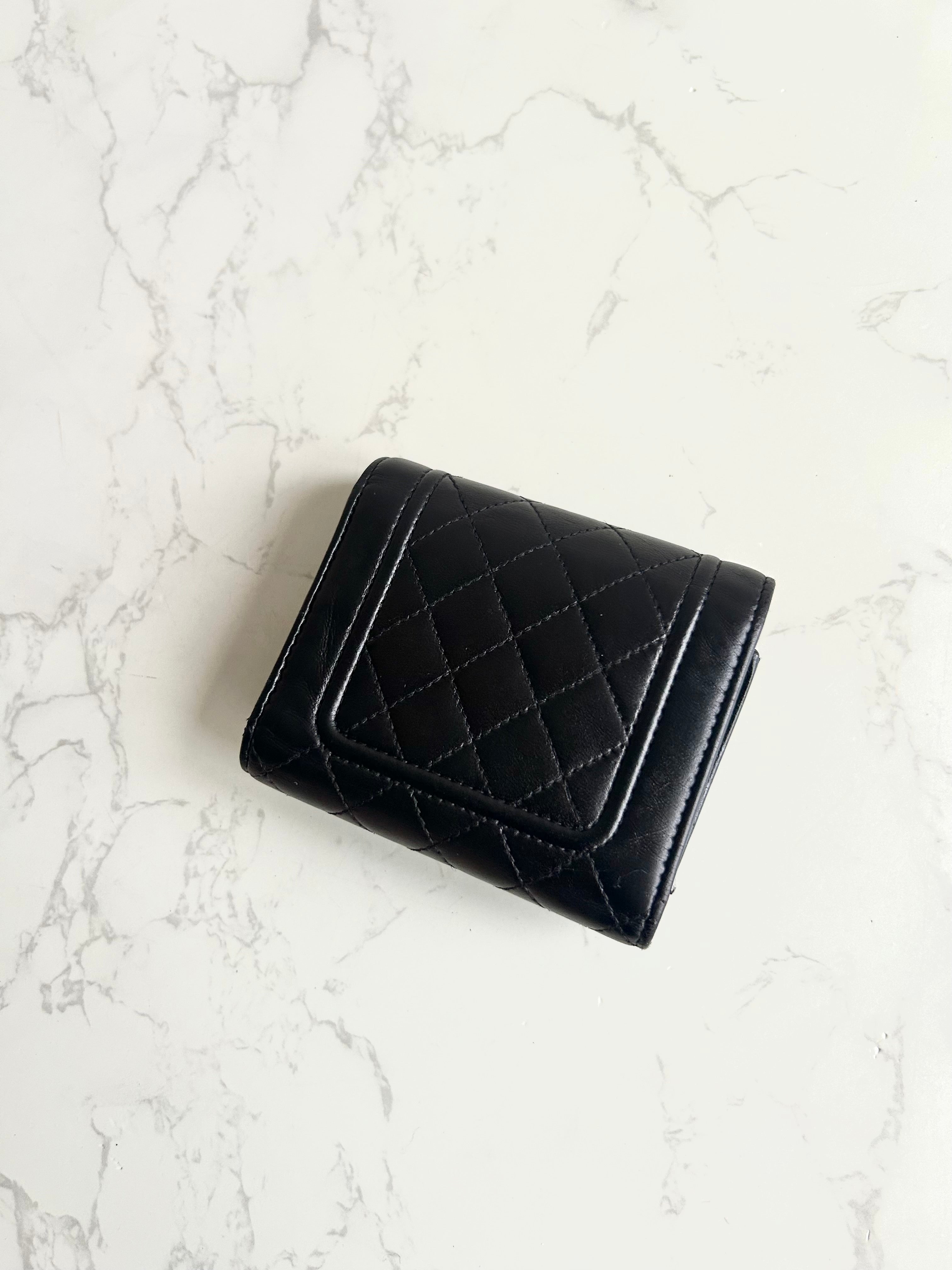 Chanel 黑色Matelasse銀扣皮革短夾 錢包 皮夾