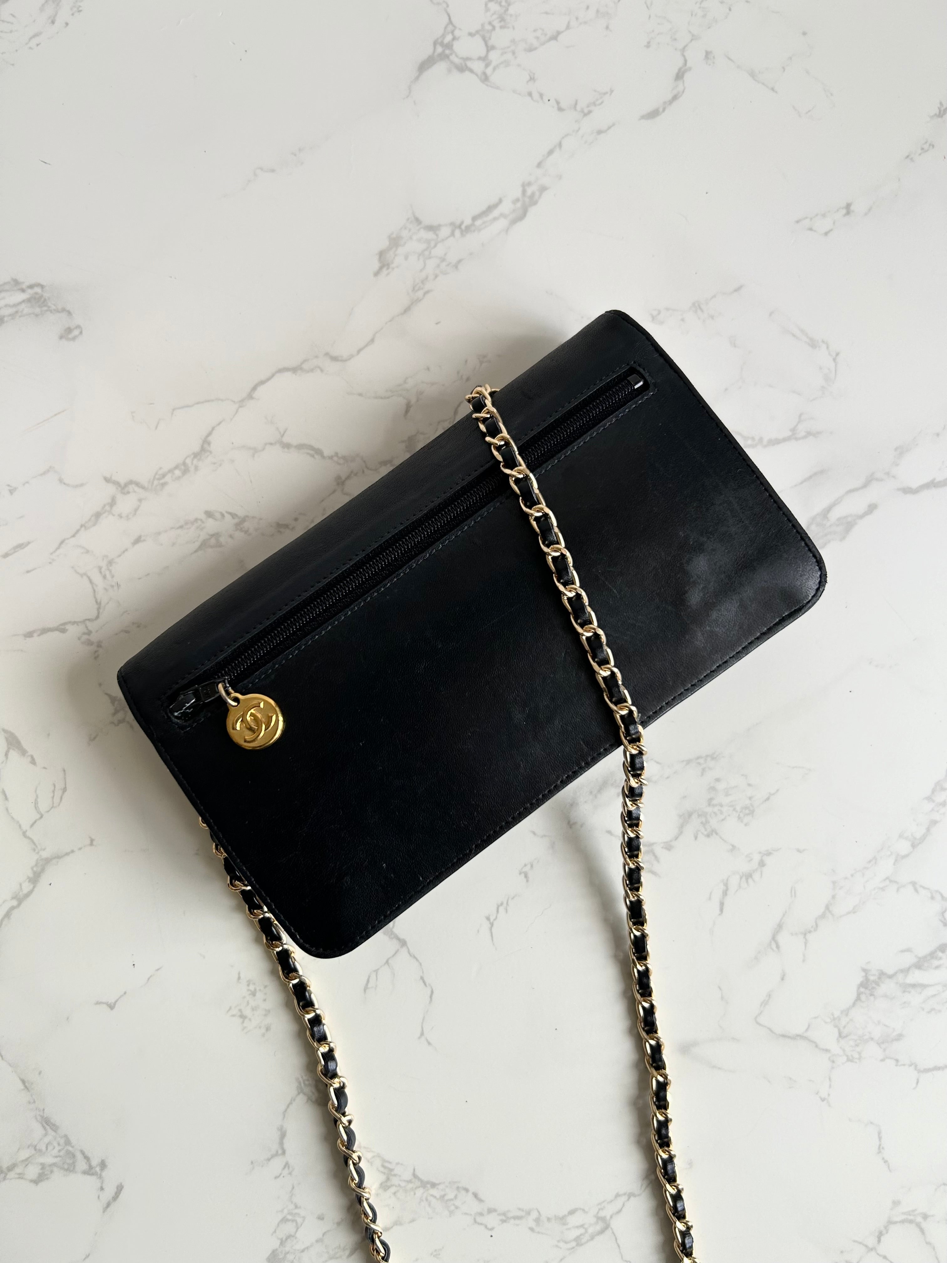 CHANEL rare black lambskin chain strap WOC/side bag/oblique bag