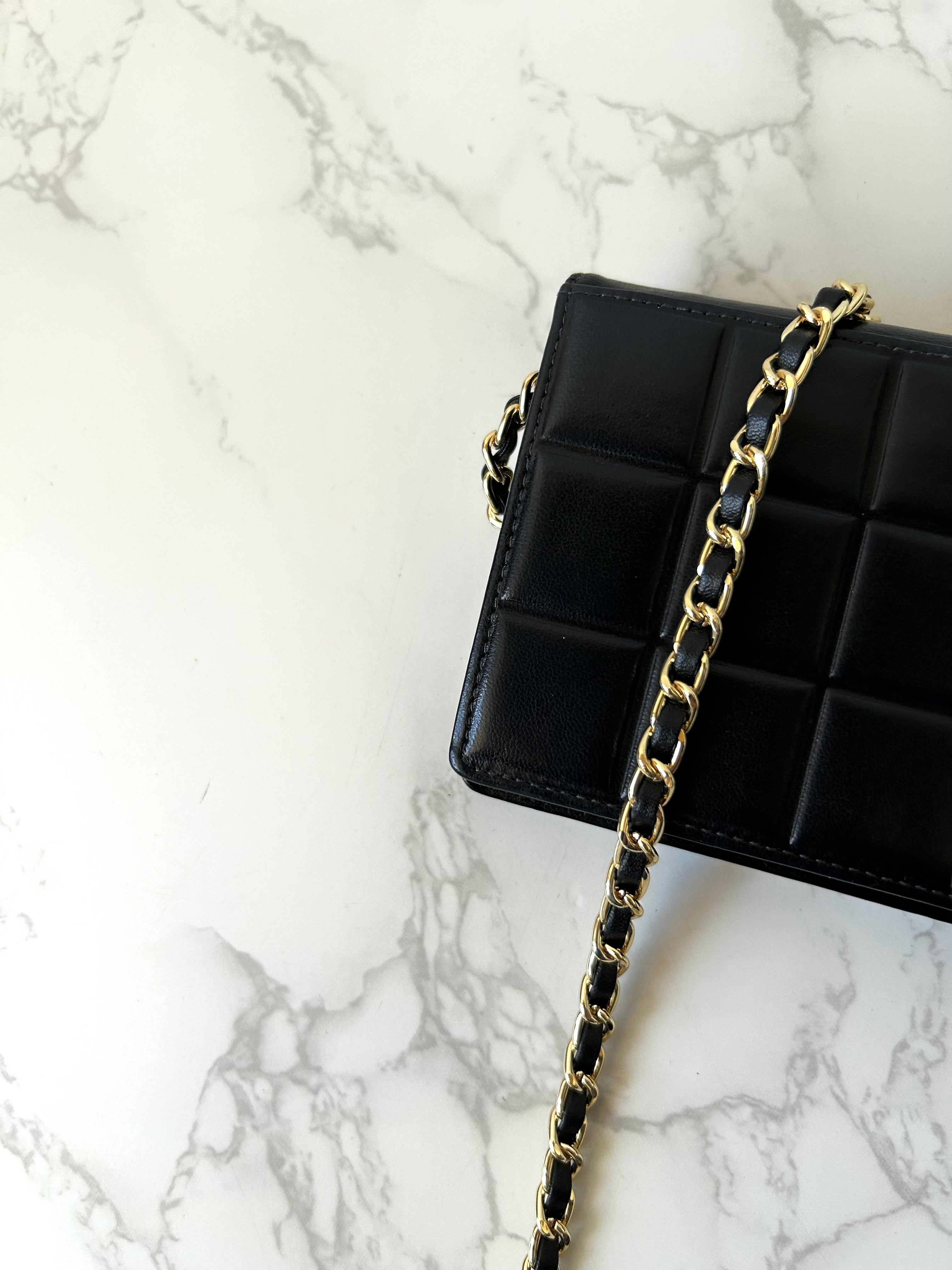 CHANEL Black Ice Cube Gold Buckle WOC Long Wallet / Diagonal Bag / Side Bag