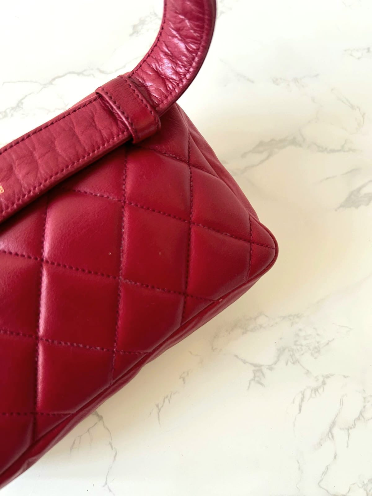 CHANEL Rare Red Matelassé Gold Turnlock Two-way Bag/Waist Bag/Shoulder Bag/Clutch