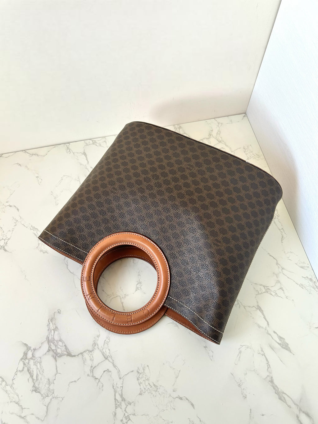 CELINE rare large leather ring coffee color old flower tote bag / handbag