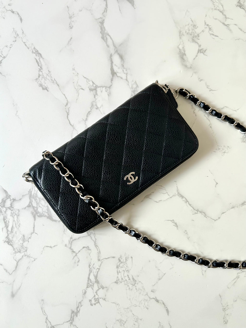 CHANEL black silver buckle caviar leather zipper side bag/crossbody bag/long clip/wallet