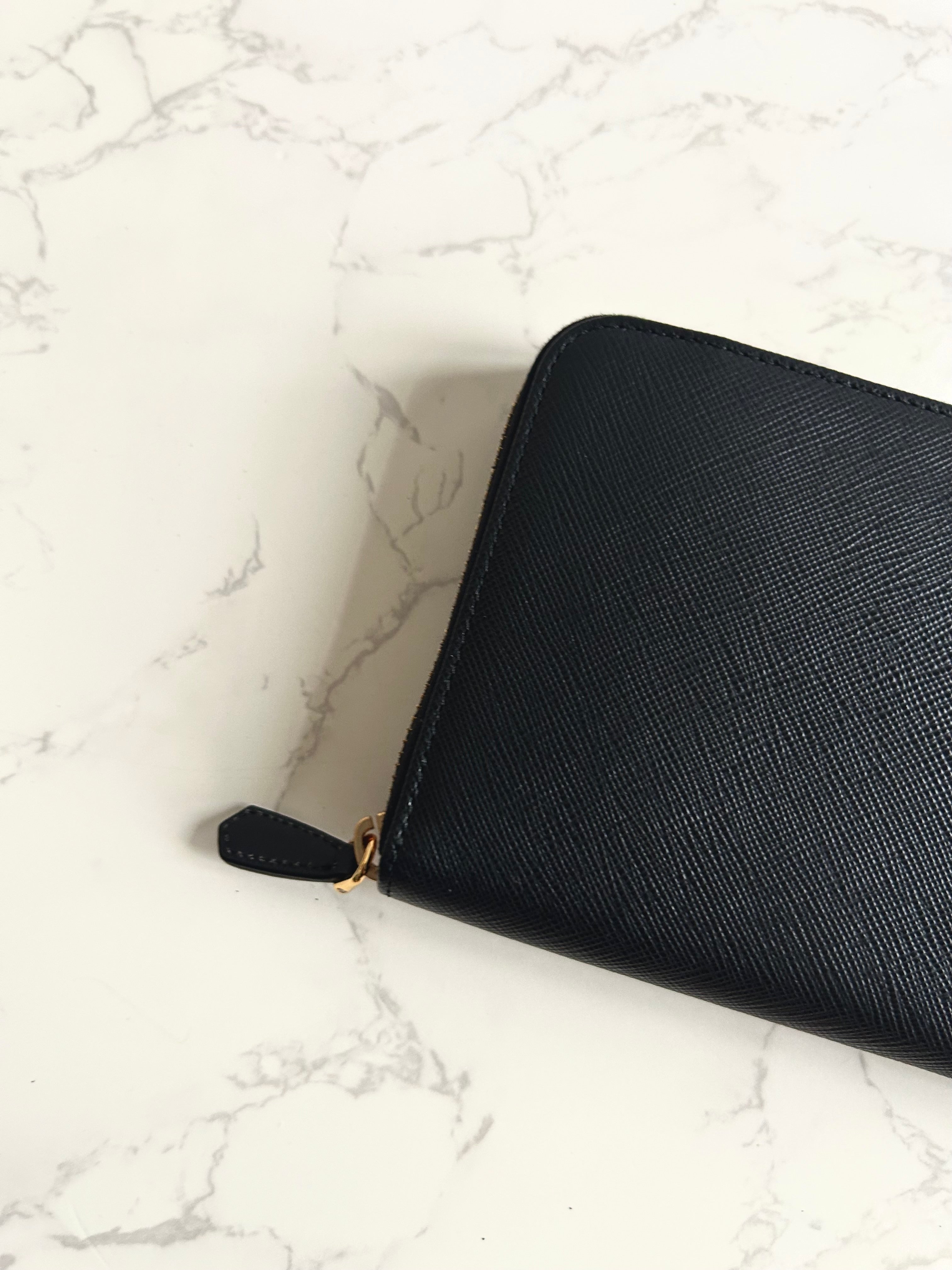 PRADA black gold triangle cowhide leather zipper long wallet/wallet/purse