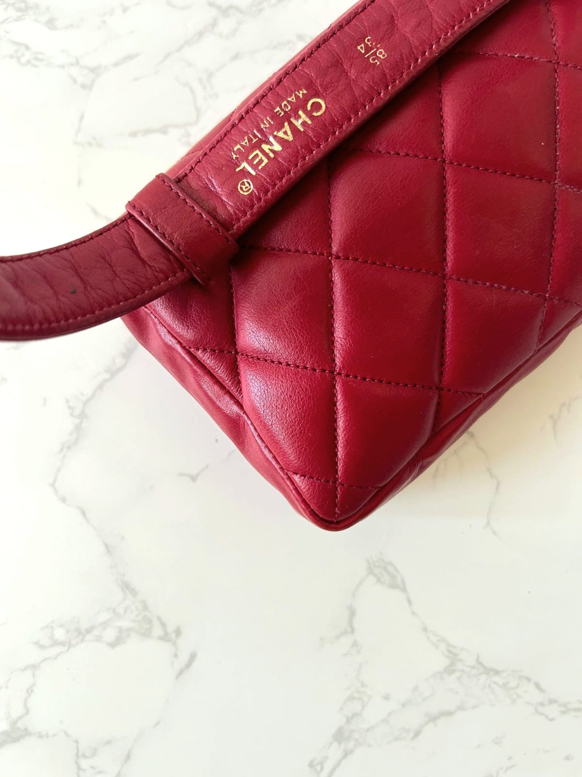 CHANEL Rare Red Matelassé Gold Turnlock Two-way Bag/Waist Bag/Shoulder Bag/Clutch