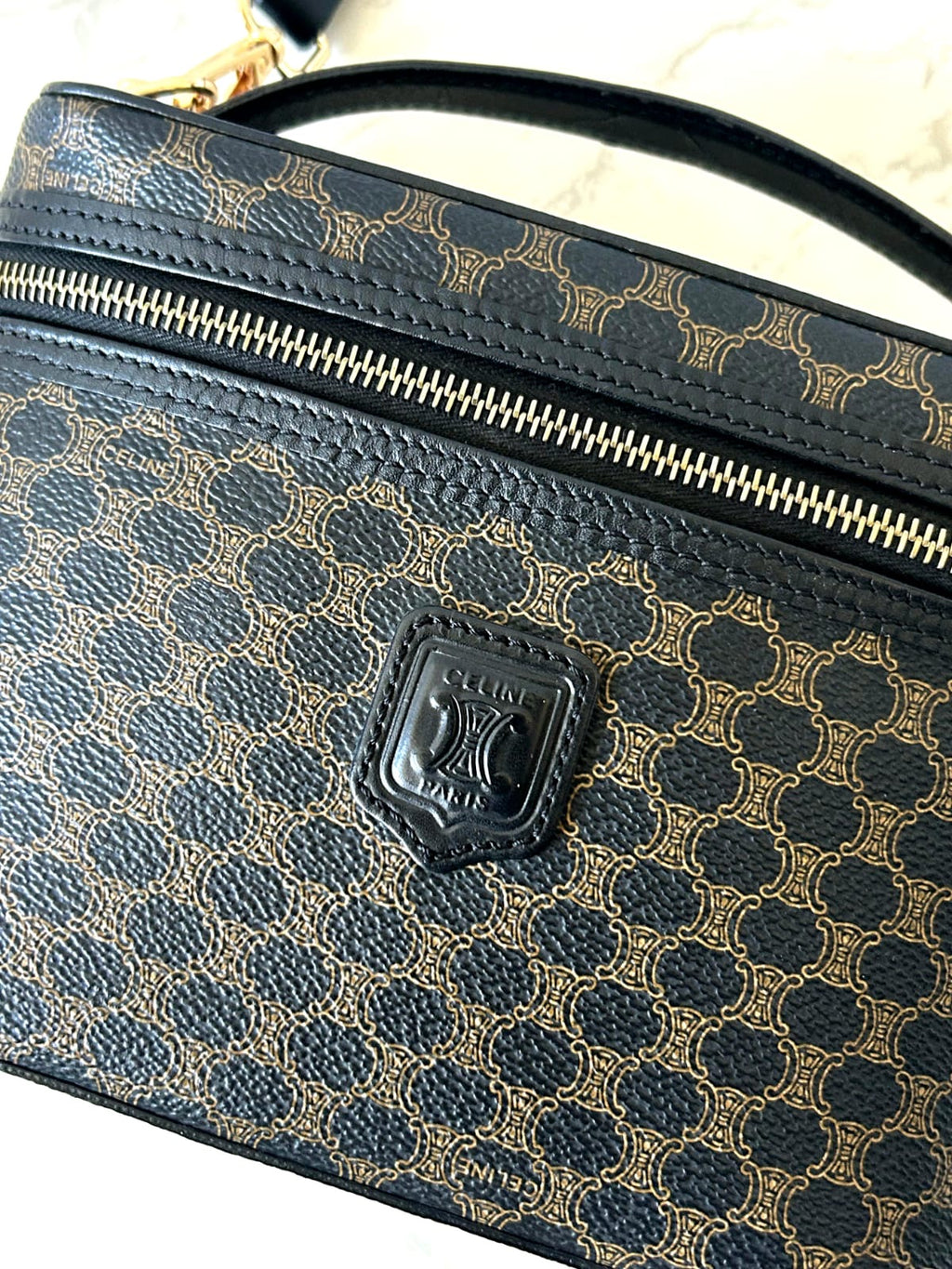CELINE rare black old flower Vanity box/side bag/oblique bag