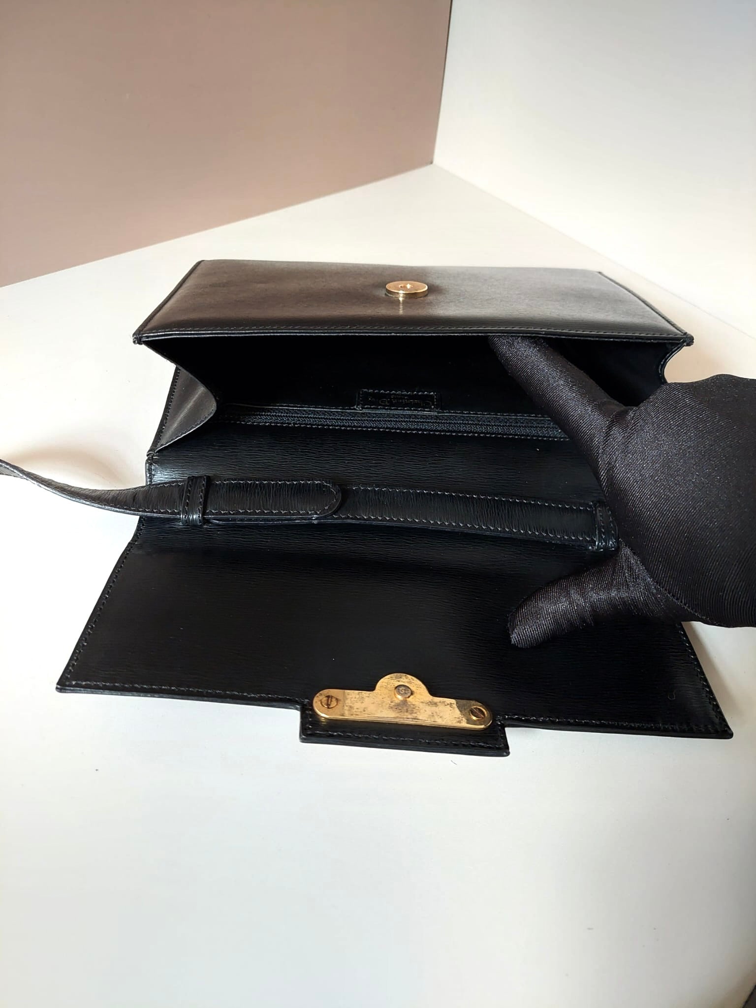 CHRISTIAN DIOR black gold houndstooth button trapezoidal Kelly shoulder bag / side bag / oblique bag