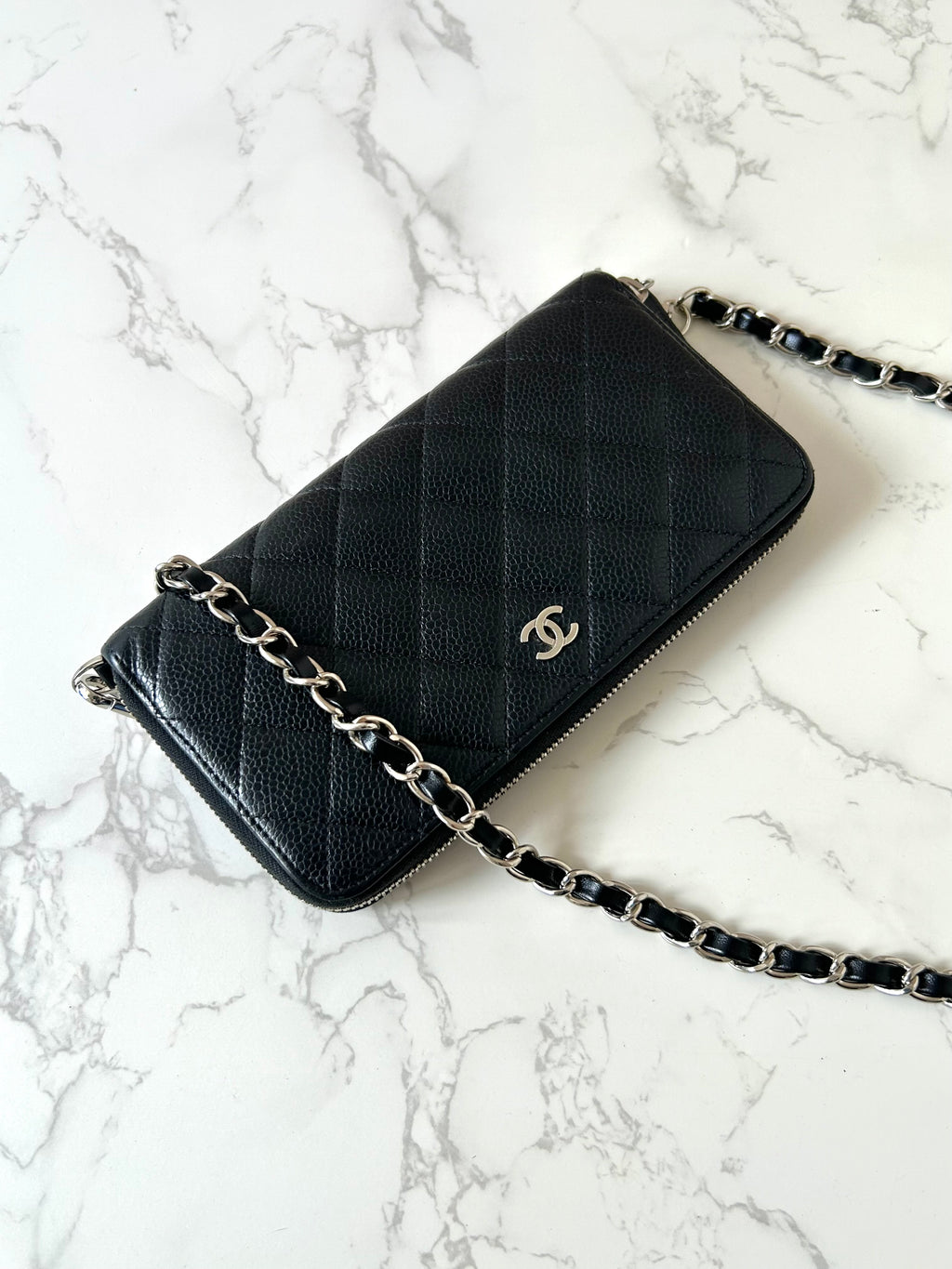 CHANEL black silver buckle caviar leather zipper side bag/crossbody bag/long clip/wallet