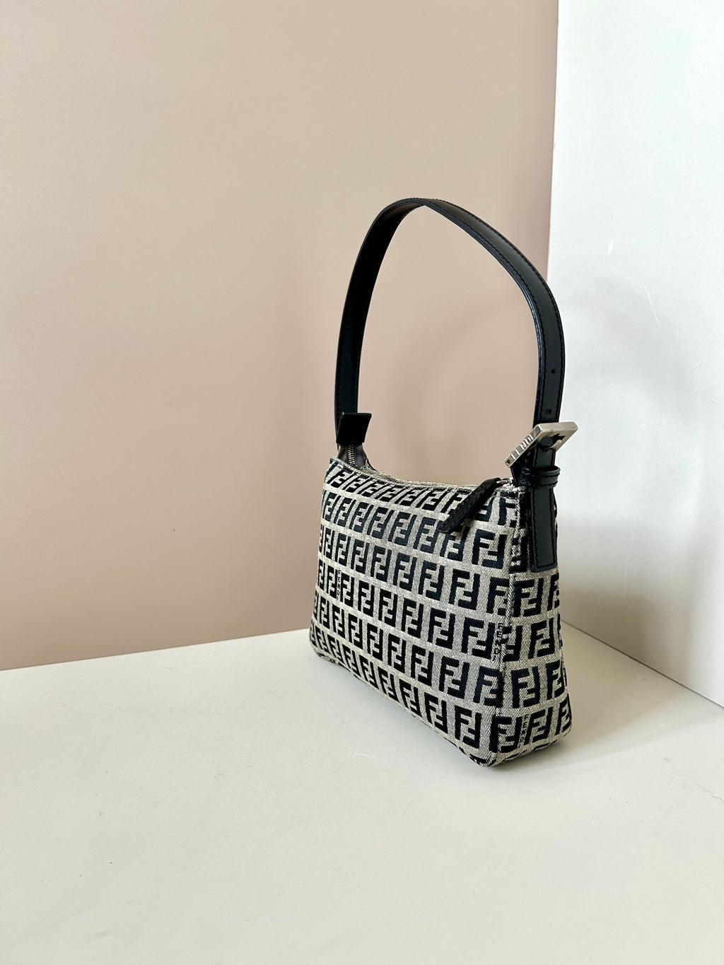 FENDI Zucchino blue and black old flower silver buckle small lunch box bag/underarm bag/side backpack