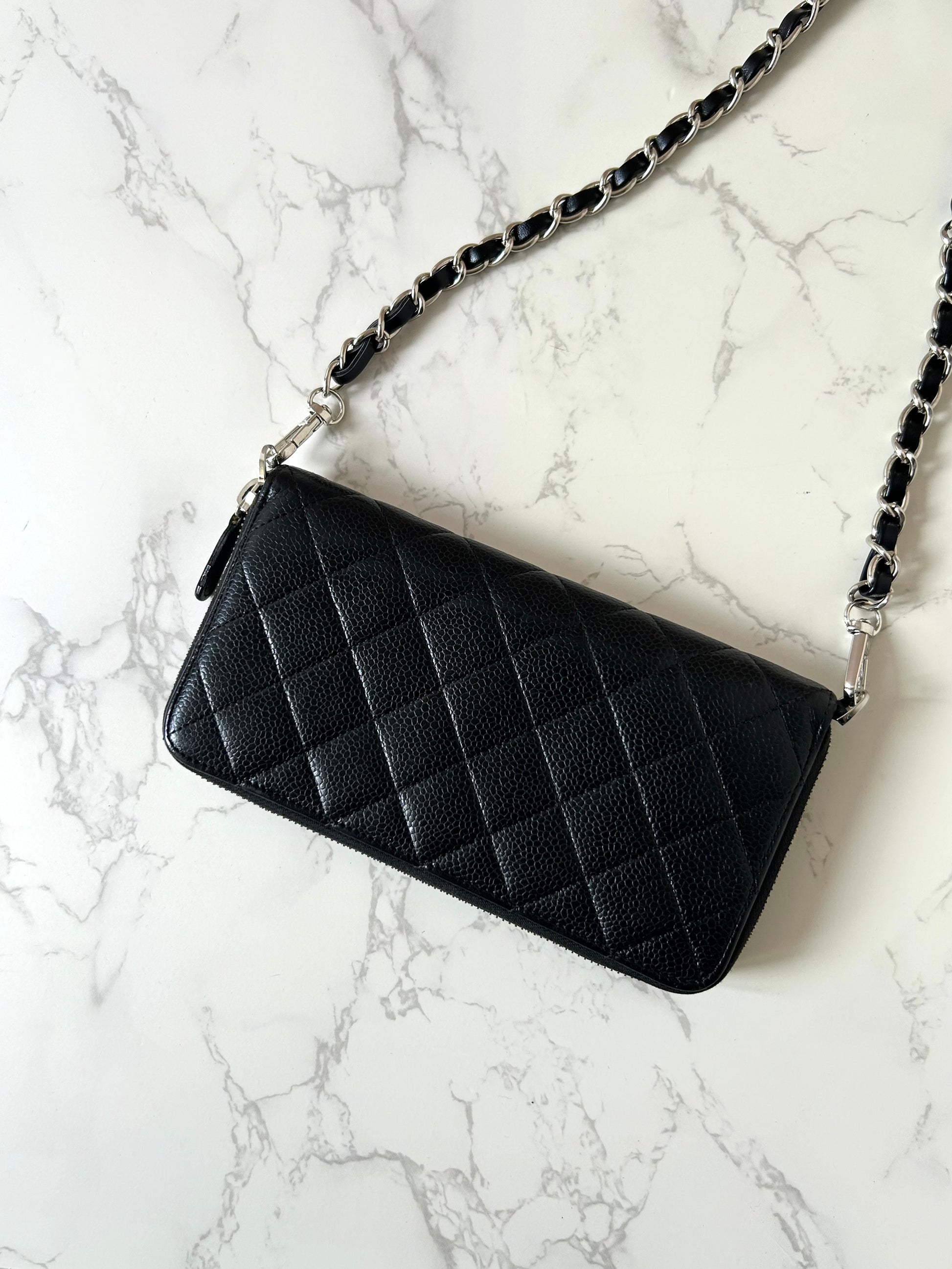 CHANEL black silver buckle caviar leather zipper side bag/crossbody bag/long clip/wallet