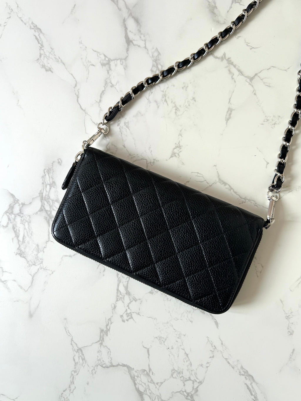 CHANEL black silver buckle caviar leather zipper side bag/crossbody bag/long clip/wallet