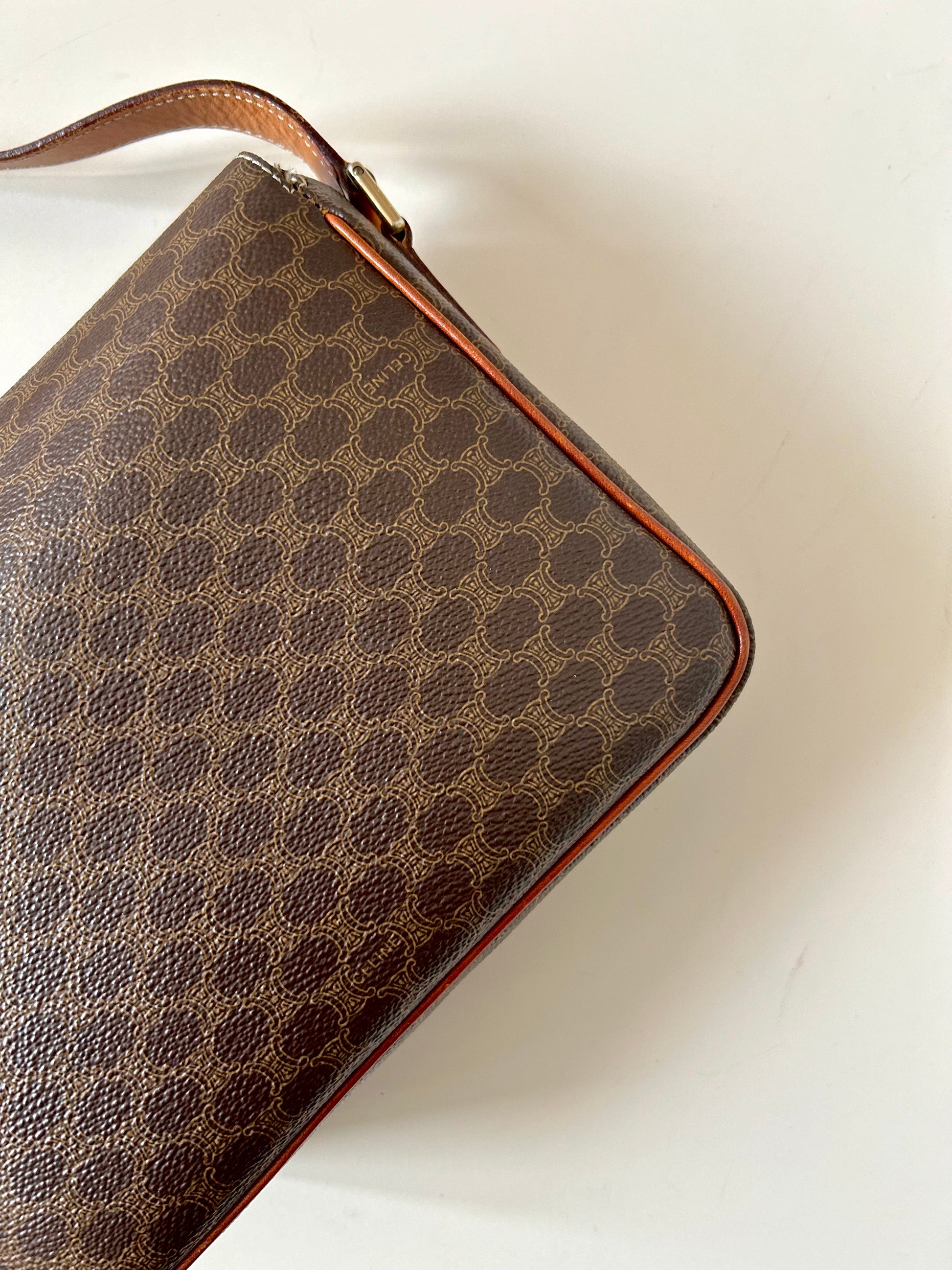 CELINE Brown Old Flower Leather Gold Buckle Small Tofu Box Bag/Side Bag/Messenger Bag