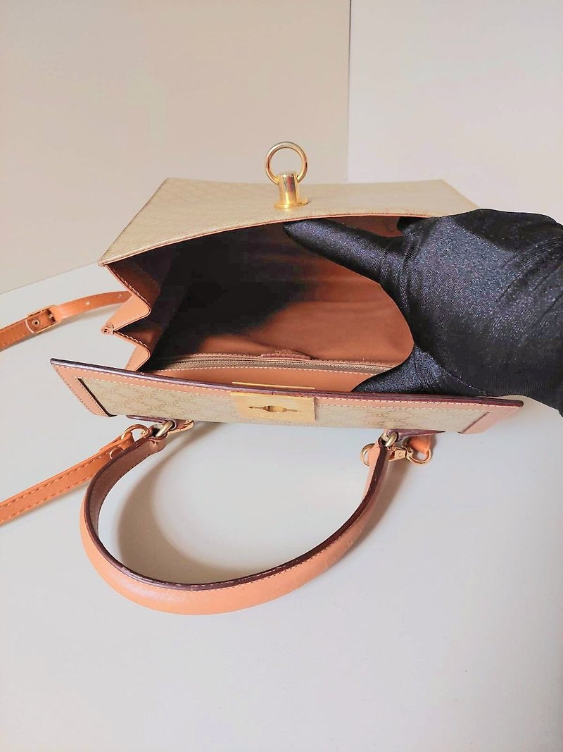 CELINE Rare Mini Kelly Brown Old Flower Leather Handbag/Side Bag/Messenger Bag - Japanese Second-hand Vintage