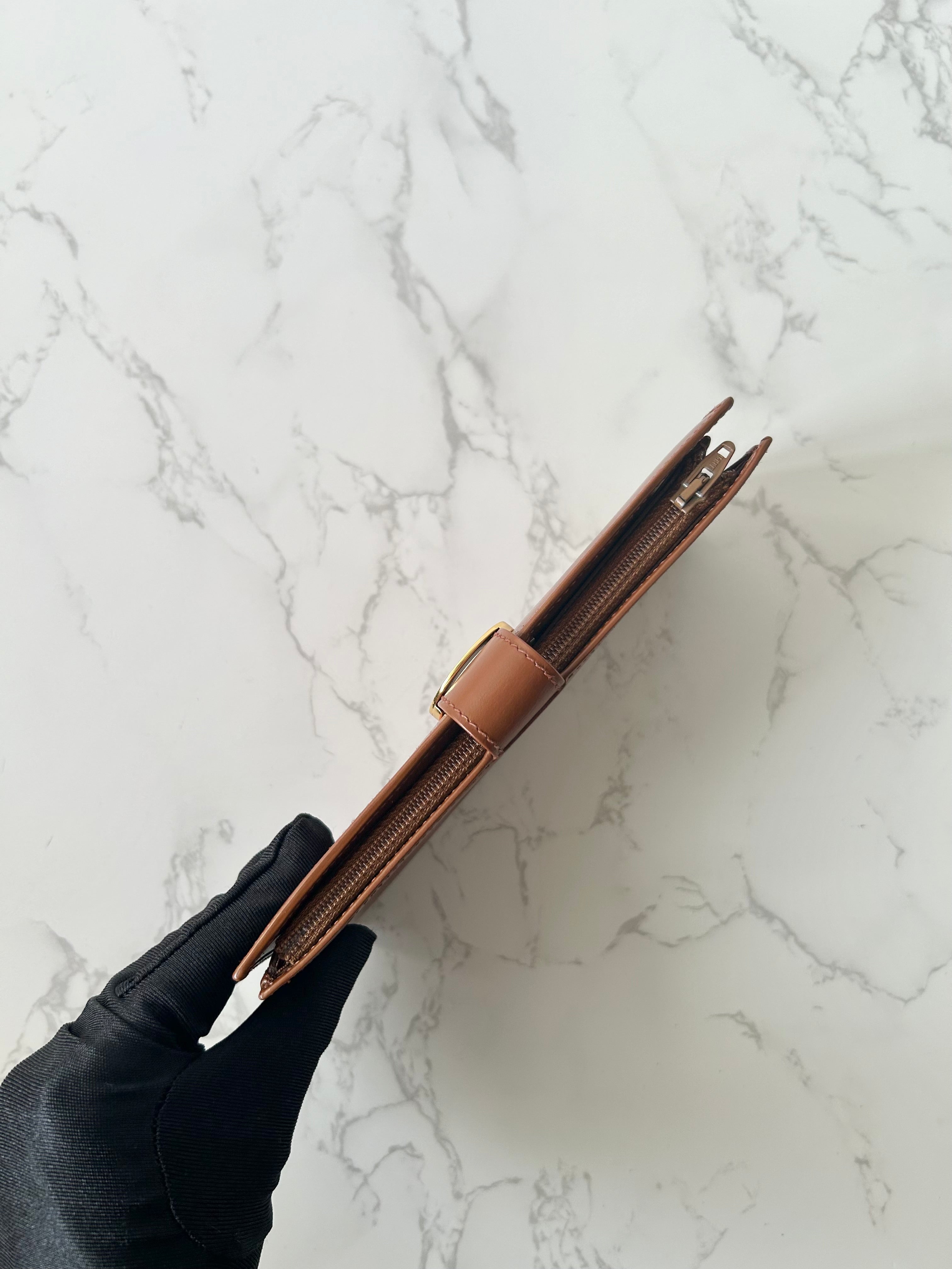 CELINE Brown Gold Ring Leather Long Wallet / Wallet