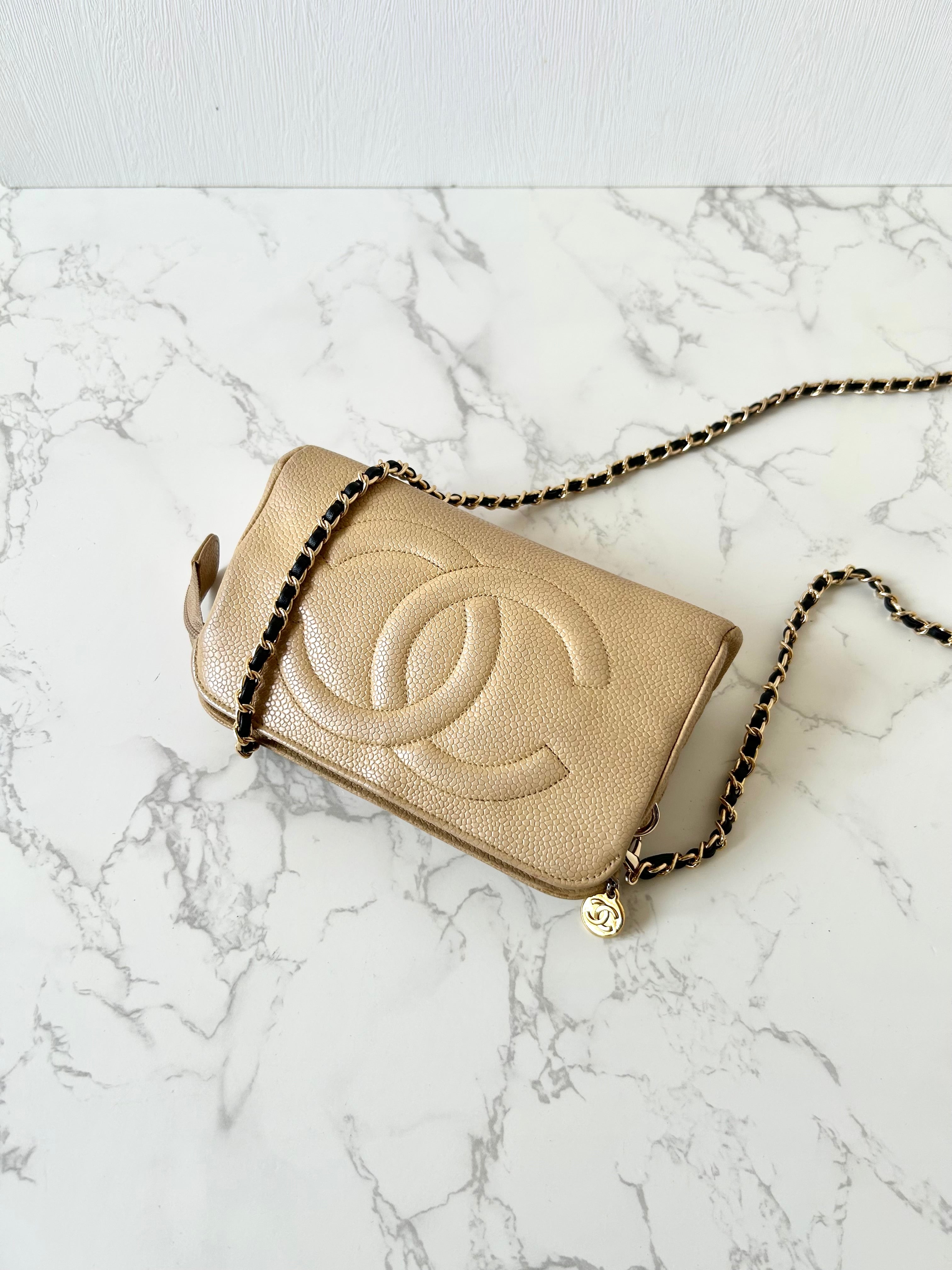 CHANEL Rare Beige Apricot Caviar Leather Chain Small Bag/Side Bag/Messenger Bag/Clutch Bag