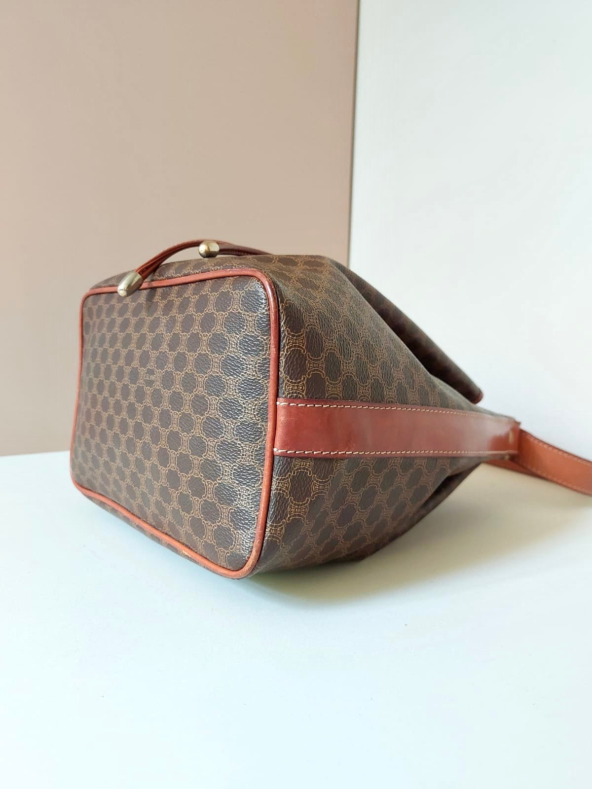 CELINE Rare Brown Old Flower Leather Single Shoulder Drawstring Bucket Bag/Side Bag - Japanese Second-hand Vintage
