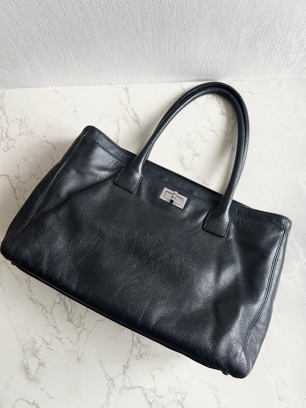 Chanel 復刻黑銀旋轉扣Executive Tote 托特包 單肩包 側背包 中古包