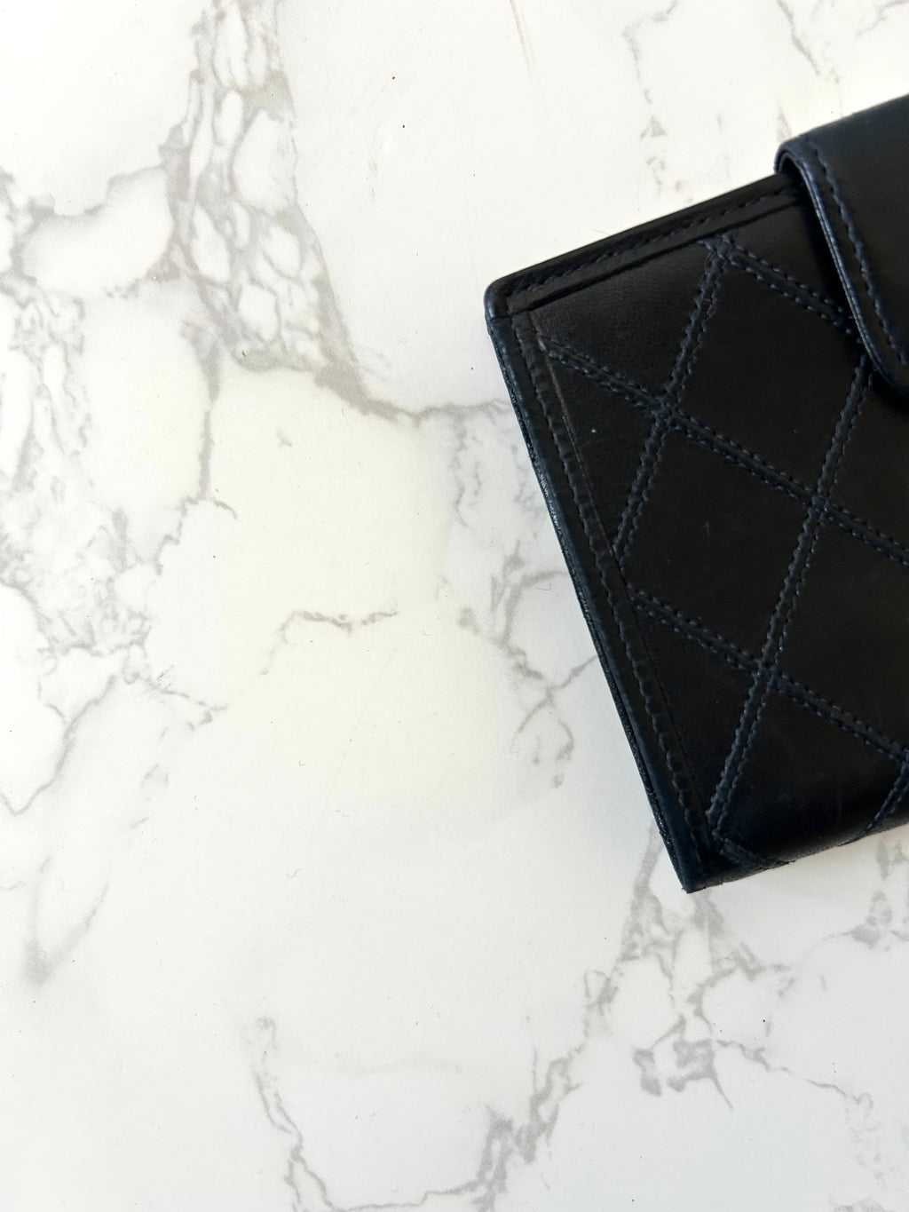 CHANEL rare black lambskin gold label short wallet / wallet