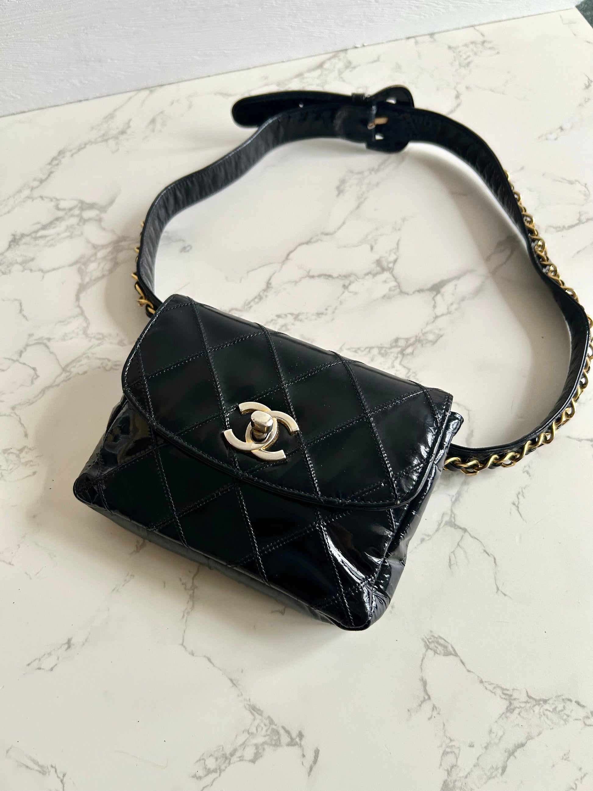 CHANEL rare black leather gold swivel buckle belt bag/side bag/clutch