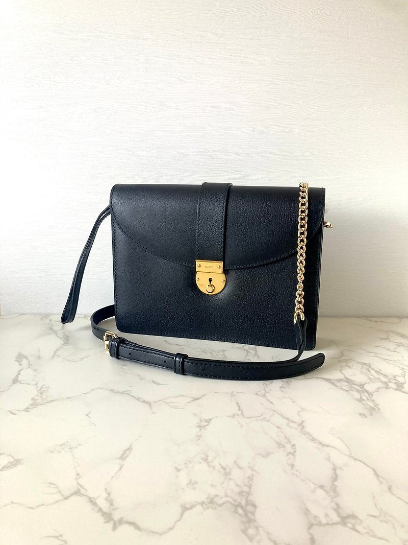 GUCCI rare black small gold lock leather small bag/side bag/crossbody bag/clutch bag