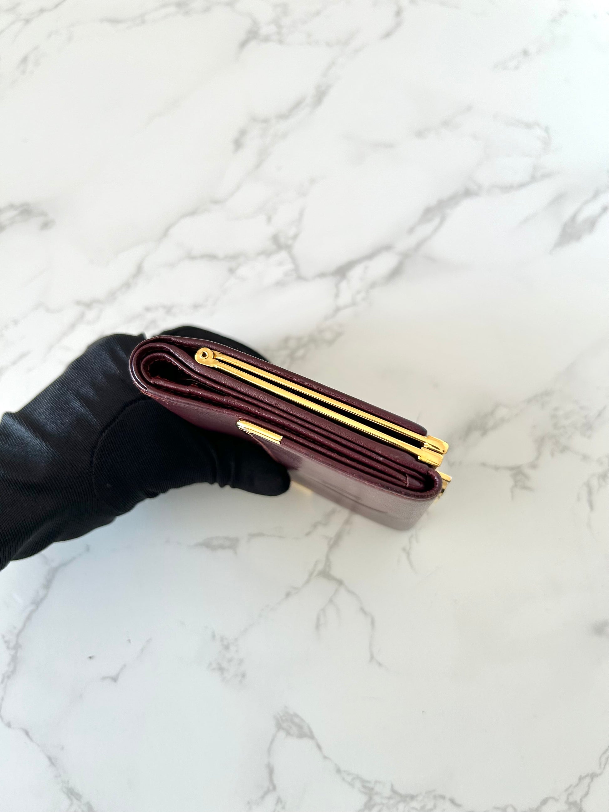 CARTIER Must de Cartier 酒紅色錢包 / 短夾 / 零錢包