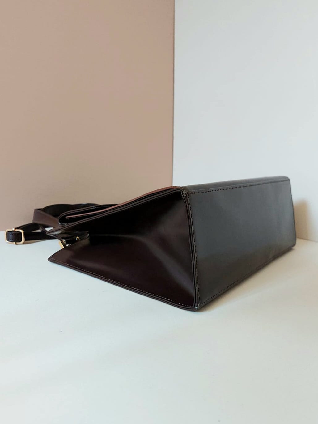 Yves Saint Laurent YSL 黑啡色皮革凱莉側背包/斜背包