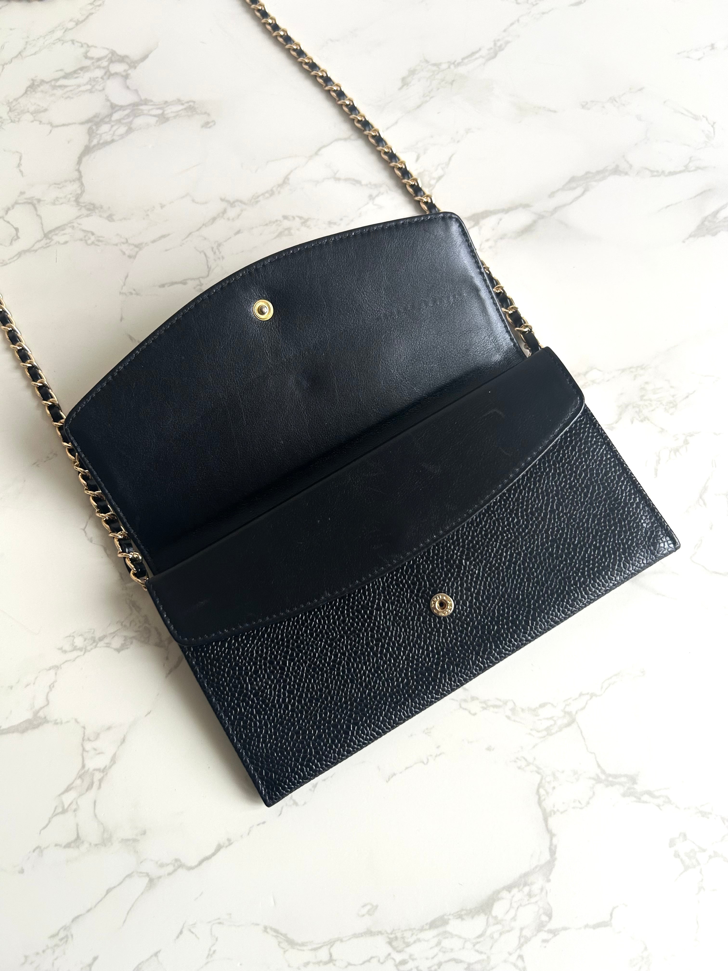 Second-hand Chanel black caviar leather WOC/side bag/crossbody bag/wallet