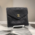 CHANEL rare double-sided gold buckle black caviar cowhide leather short wallet / small wallet / wallet