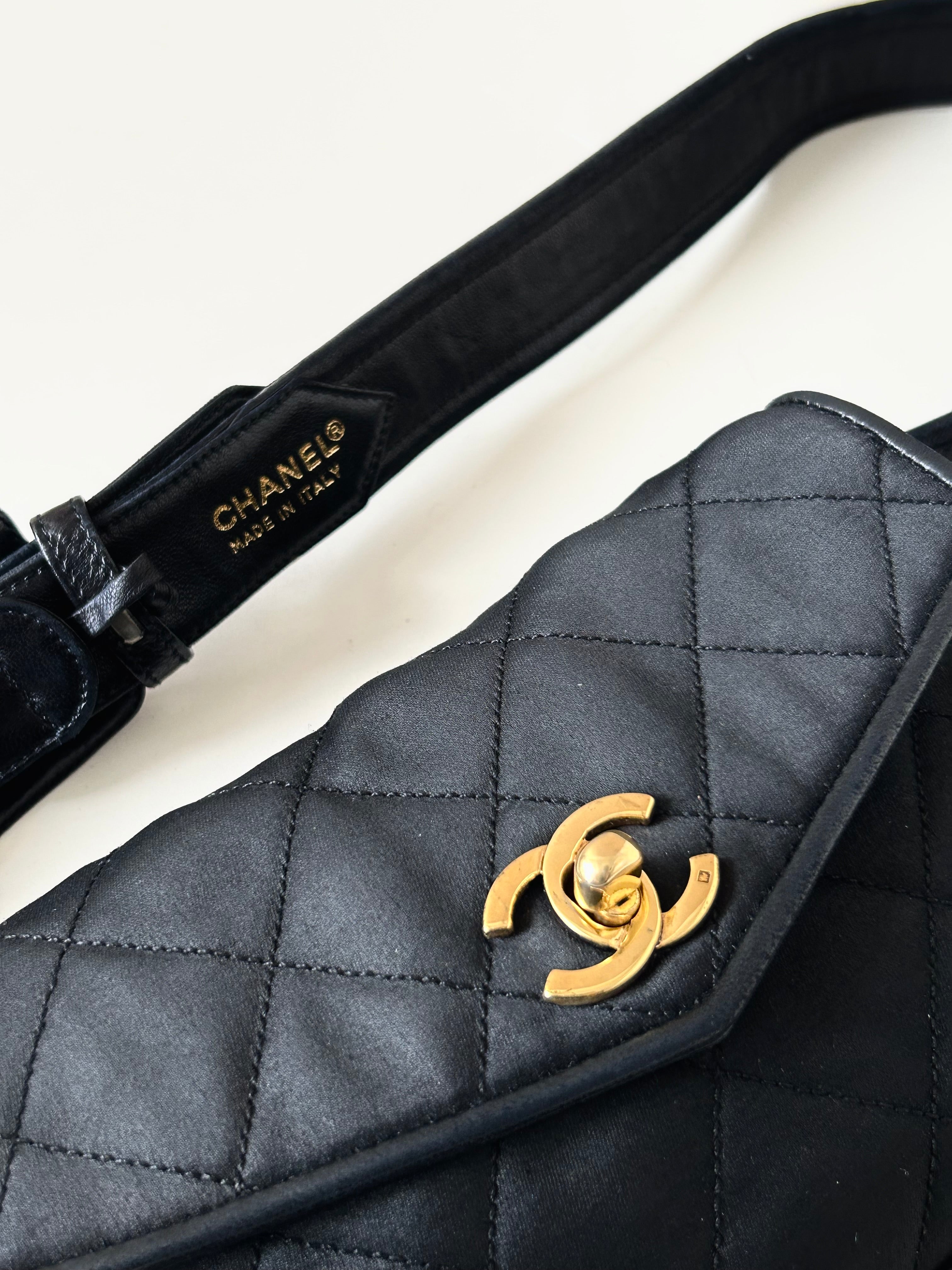 CHANEL rare black leather patchwork gold buckle belt bag / side bag / oblique bag