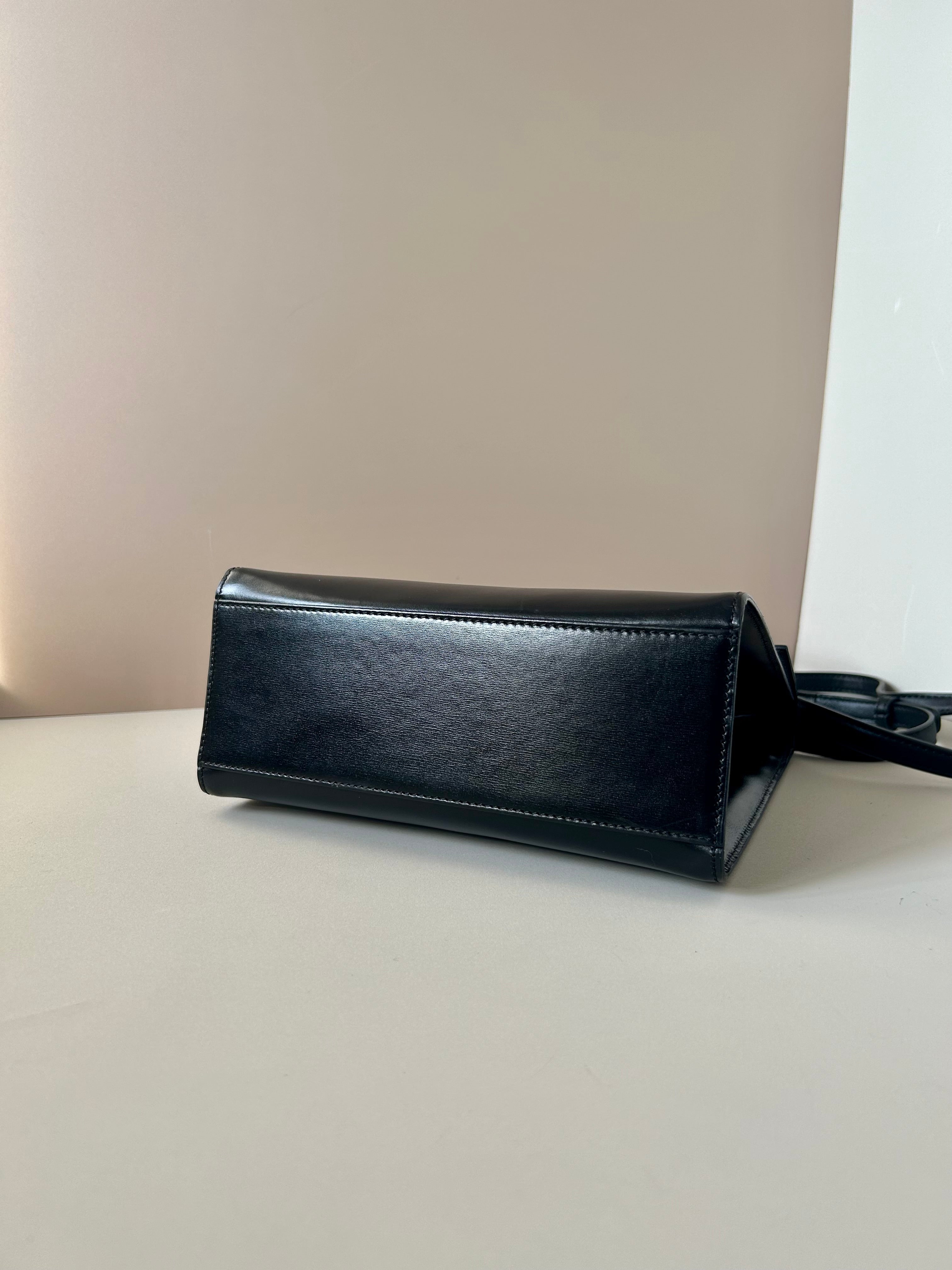 New arrival-CELINE rare black gold buckle small Kelly handbag/side bag/crossbody bag