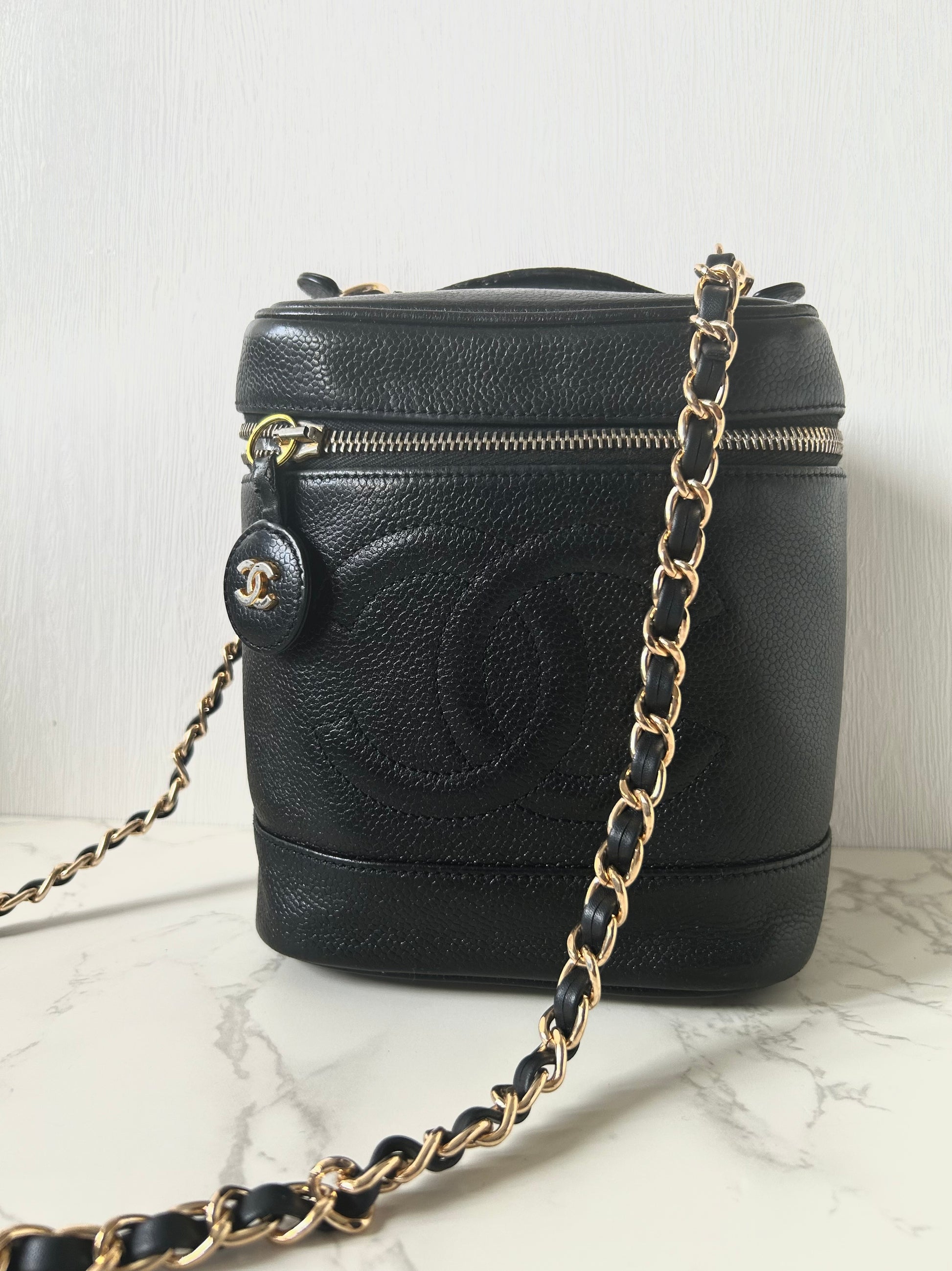 CHANEL Rare Vertical Black Caviar Leather Vanity Box Bag/Side Bag/Messenger Bag/Clutch Bag