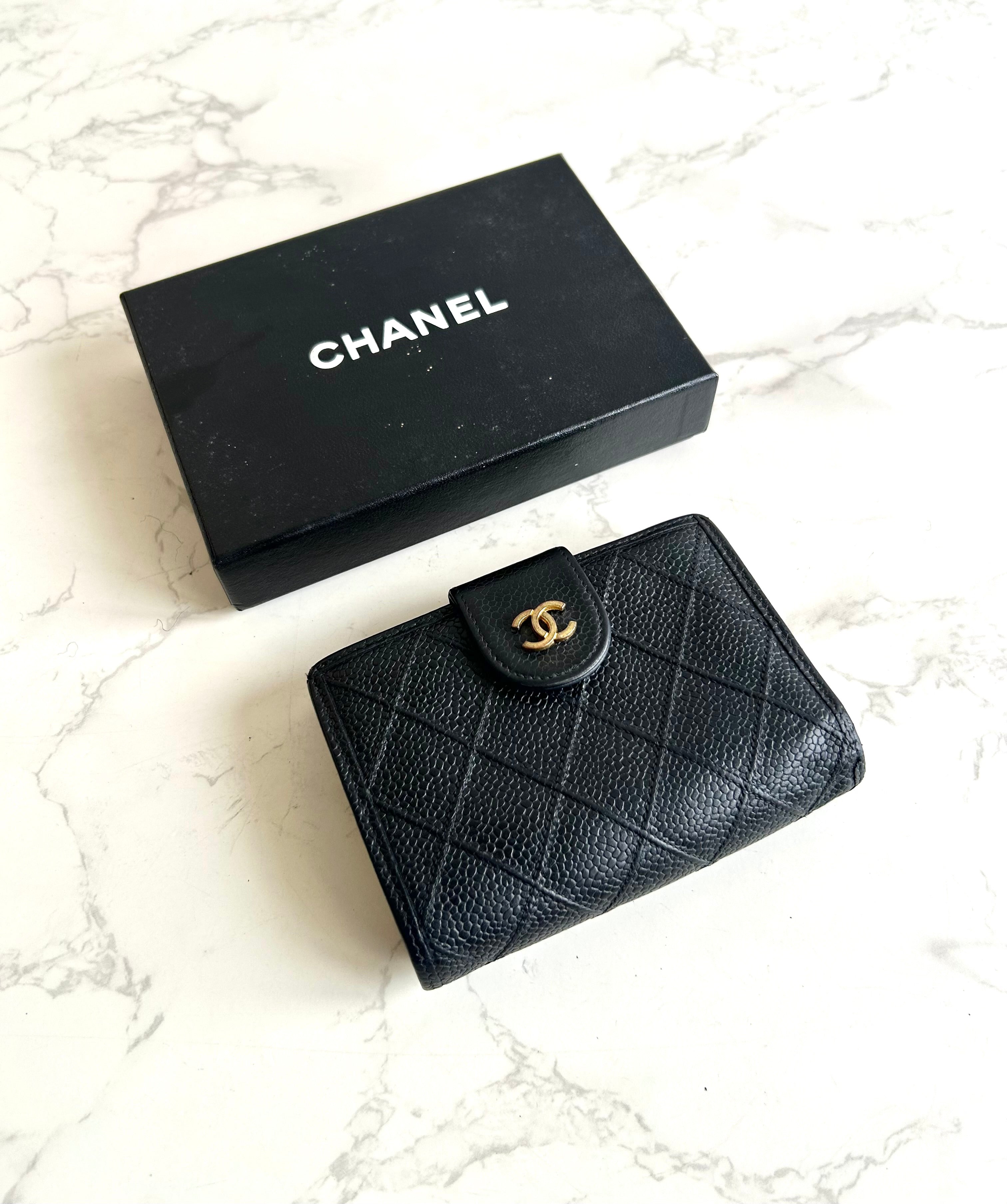 Chanel黑色魚子醬皮革中夾 皮夾 錢包 短夾 中古包