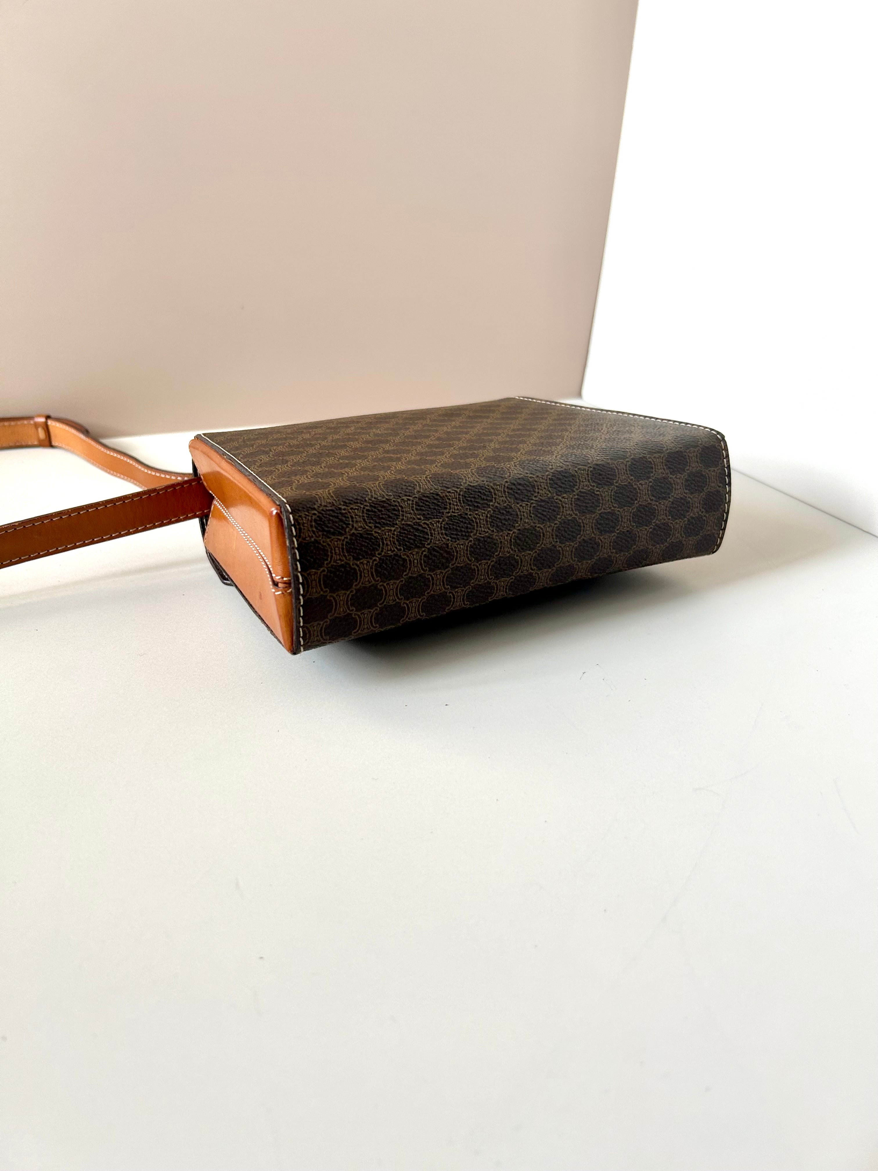 CELINE Brown Old Flower Envelope Box Small Bag/Side Bag/Messenger Bag
