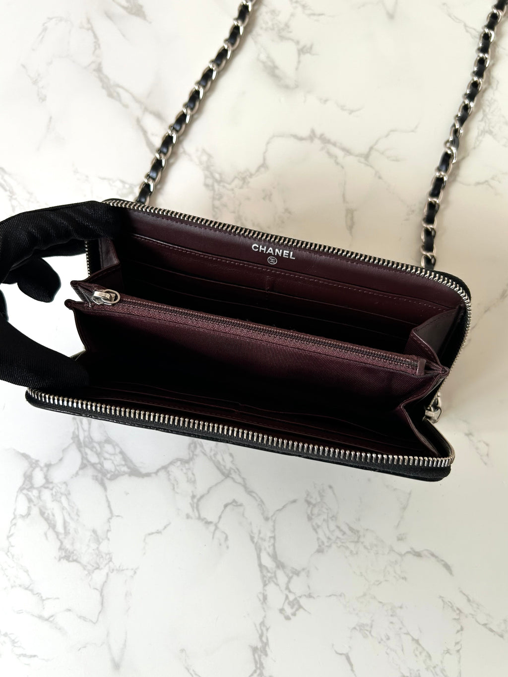 CHANEL black silver buckle caviar leather zipper side bag/crossbody bag/long clip/wallet