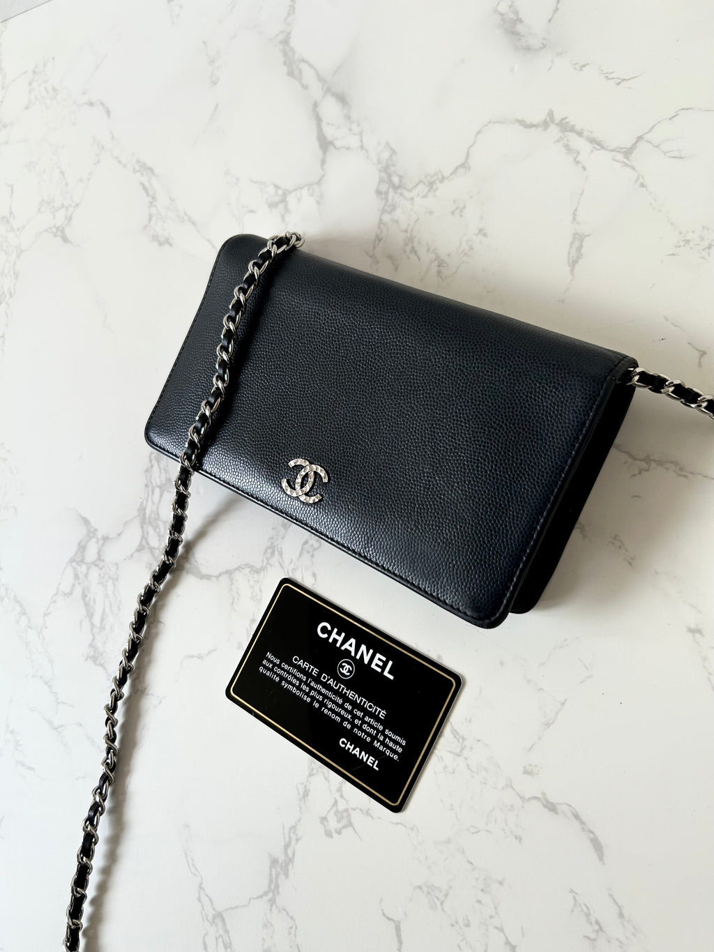 CHANEL 黑色魚子醬牛皮革WOC長錢包/側背包/斜背包