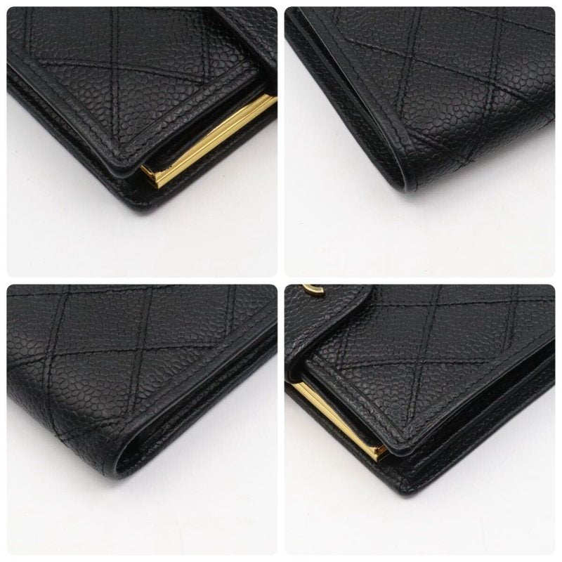 CHANEL rare gold buckle black caviar cowhide leather short wallet / wallet / purse