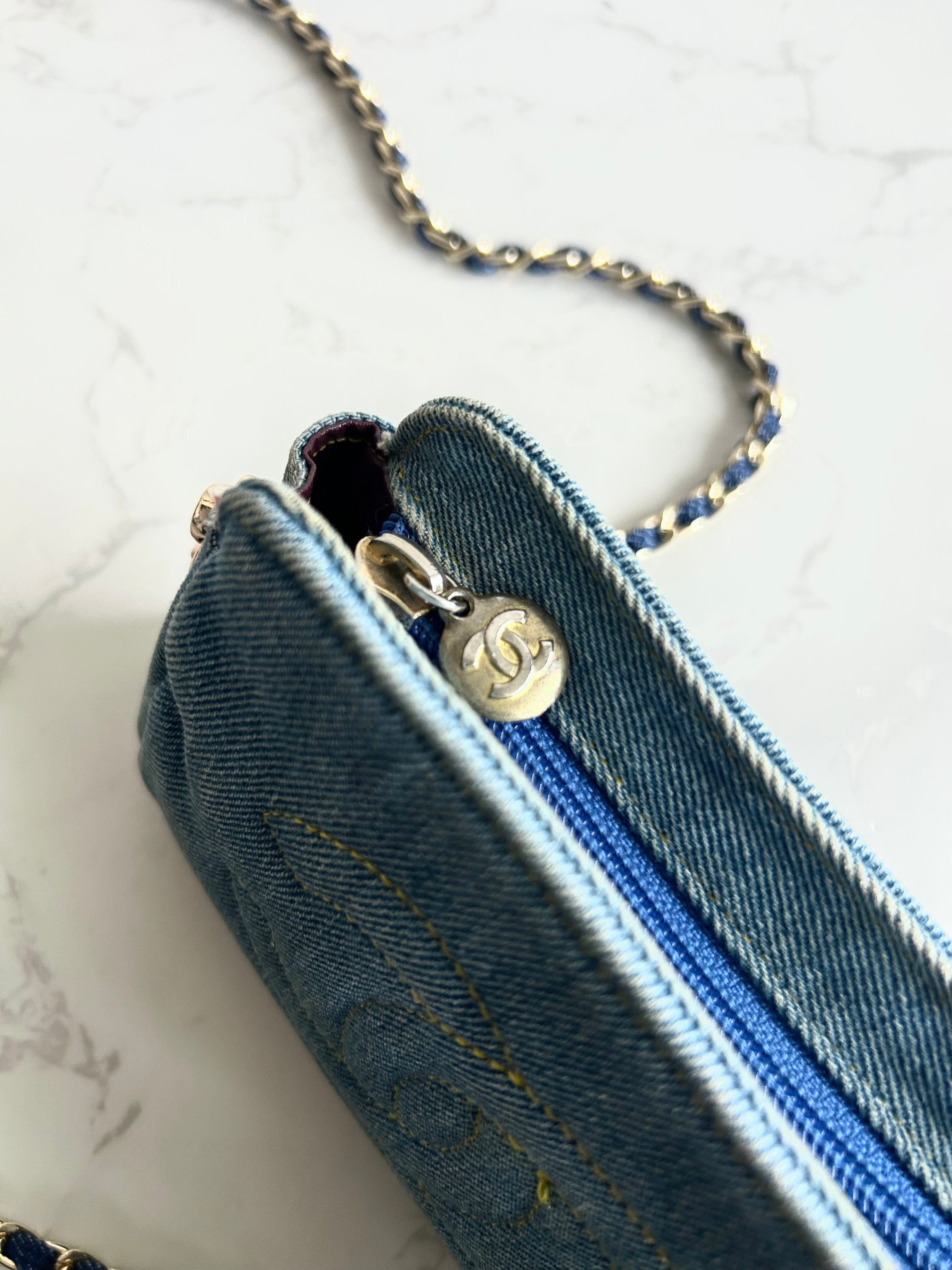 Extremely Rare Used Chanel Two-Way Topstitched Denim Bag Shoulder Bag Crossbody Bag