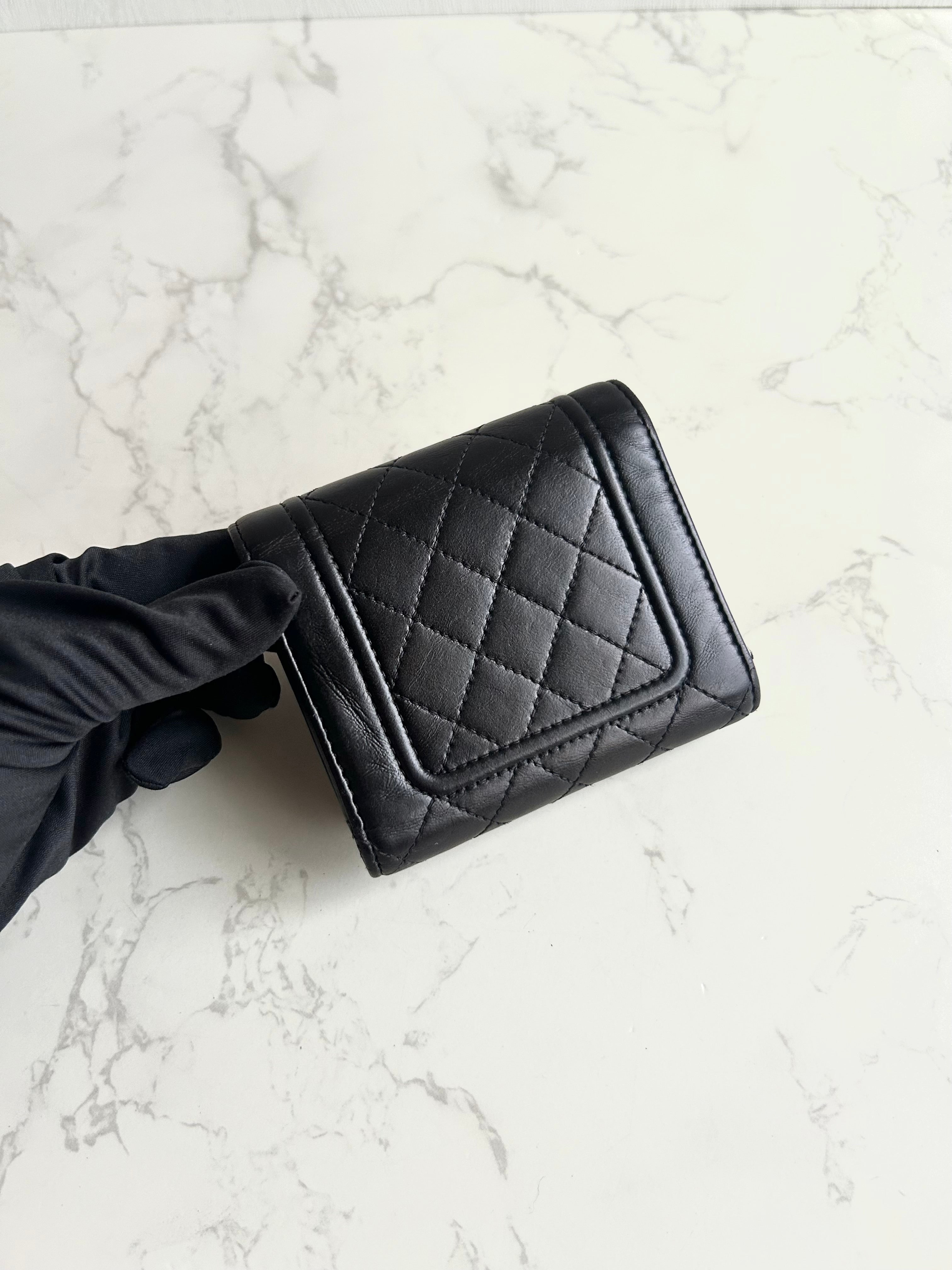 Chanel 黑色Matelasse銀扣皮革短夾 錢包 皮夾
