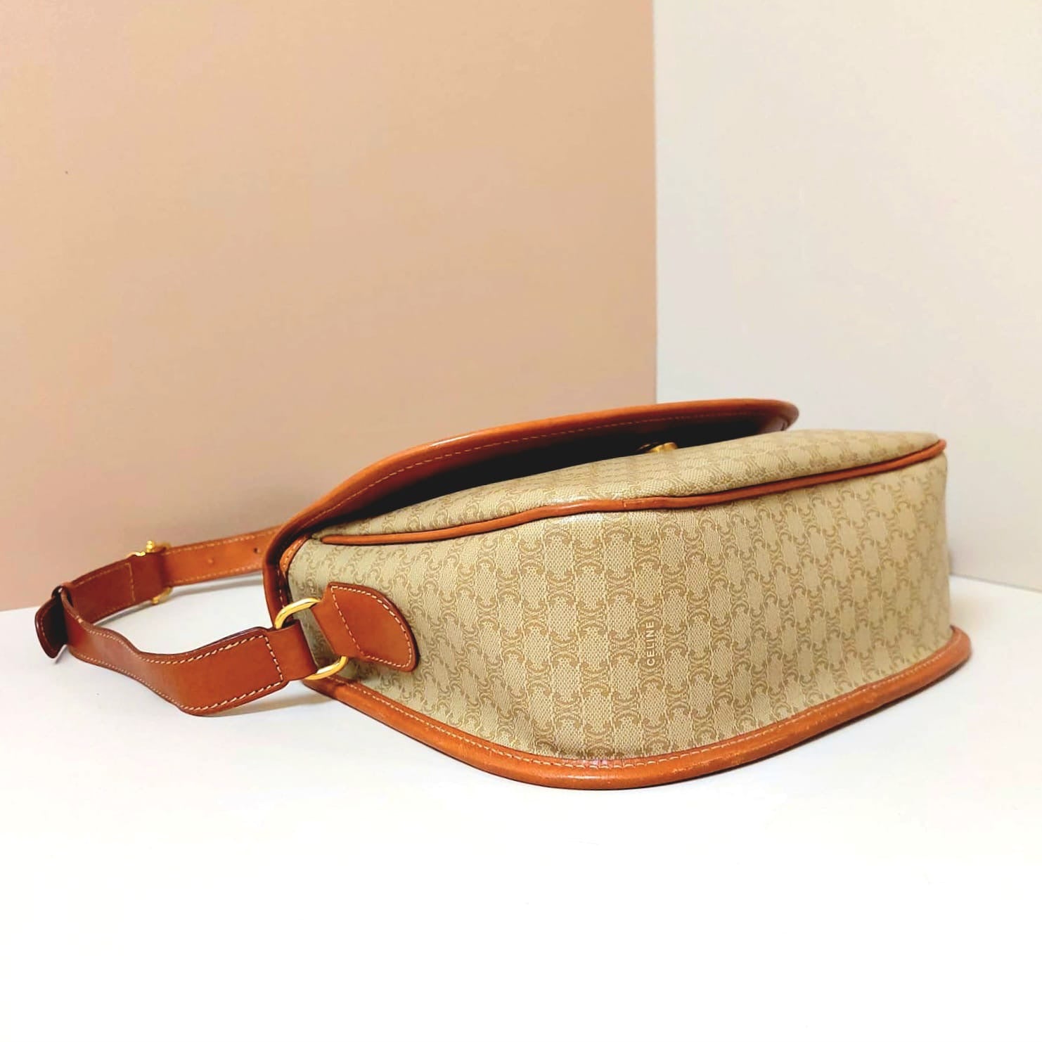 CELINE Rare Planet Beige Old Flower Leather Tofu Small Bag/Side Bag/Short Crossbody Bag - Japanese Second-hand Vintage