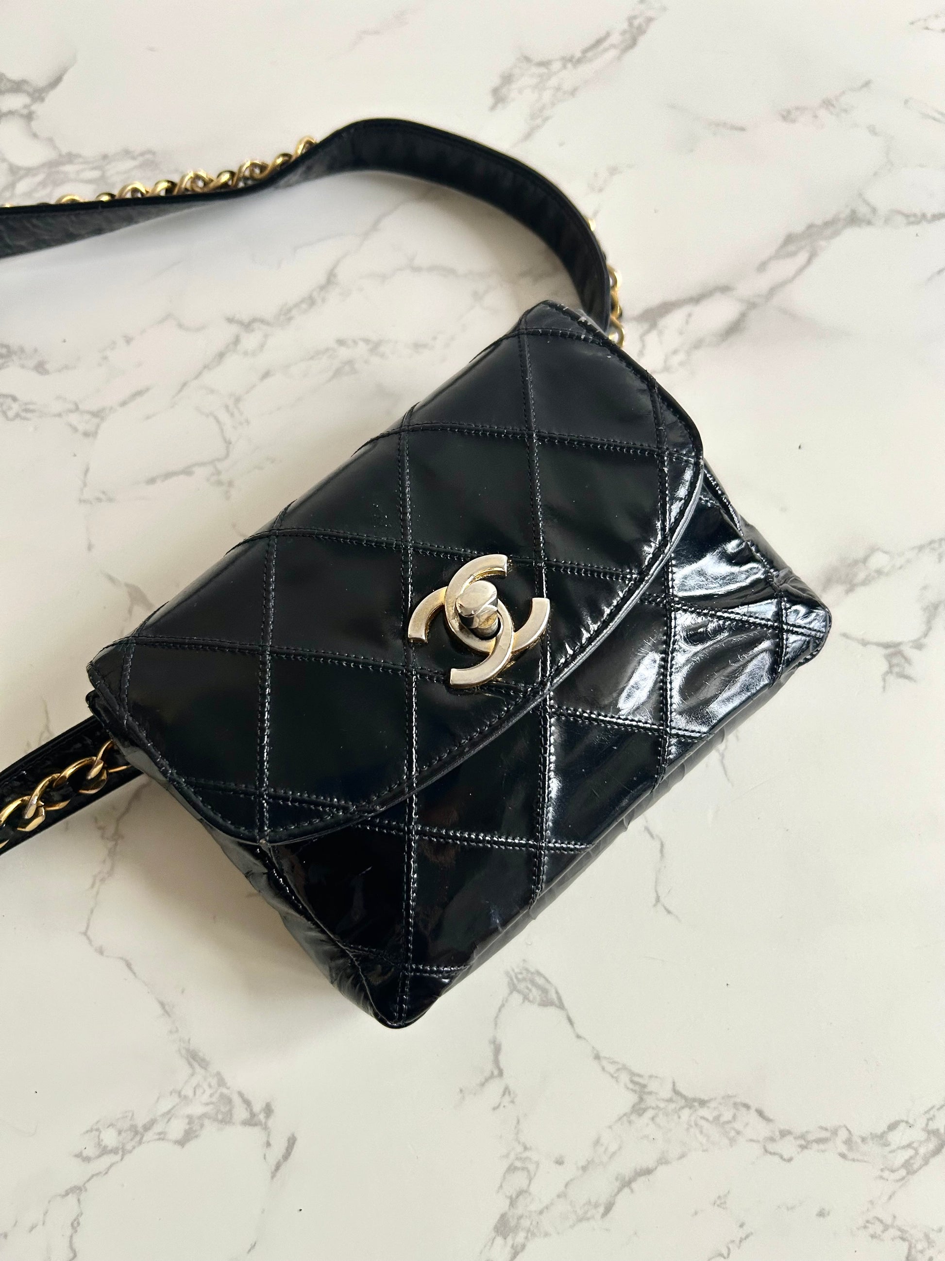 CHANEL rare black leather gold swivel buckle belt bag/side bag/clutch