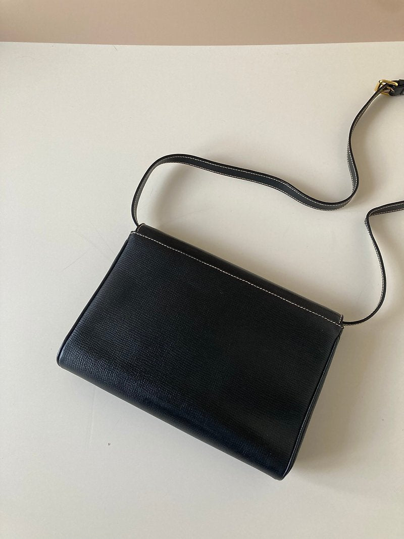 CELINE black large gold ring envelope leather small bag/side bag/crossbody bag