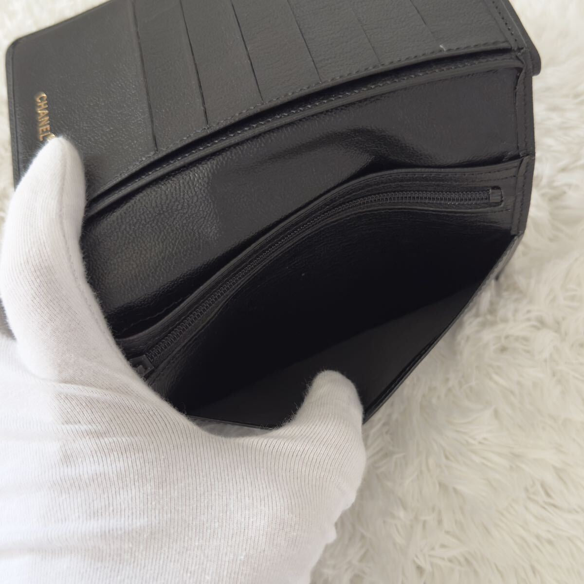 CHANEL rare black gold label short and medium wallet/wallet/passport holder
