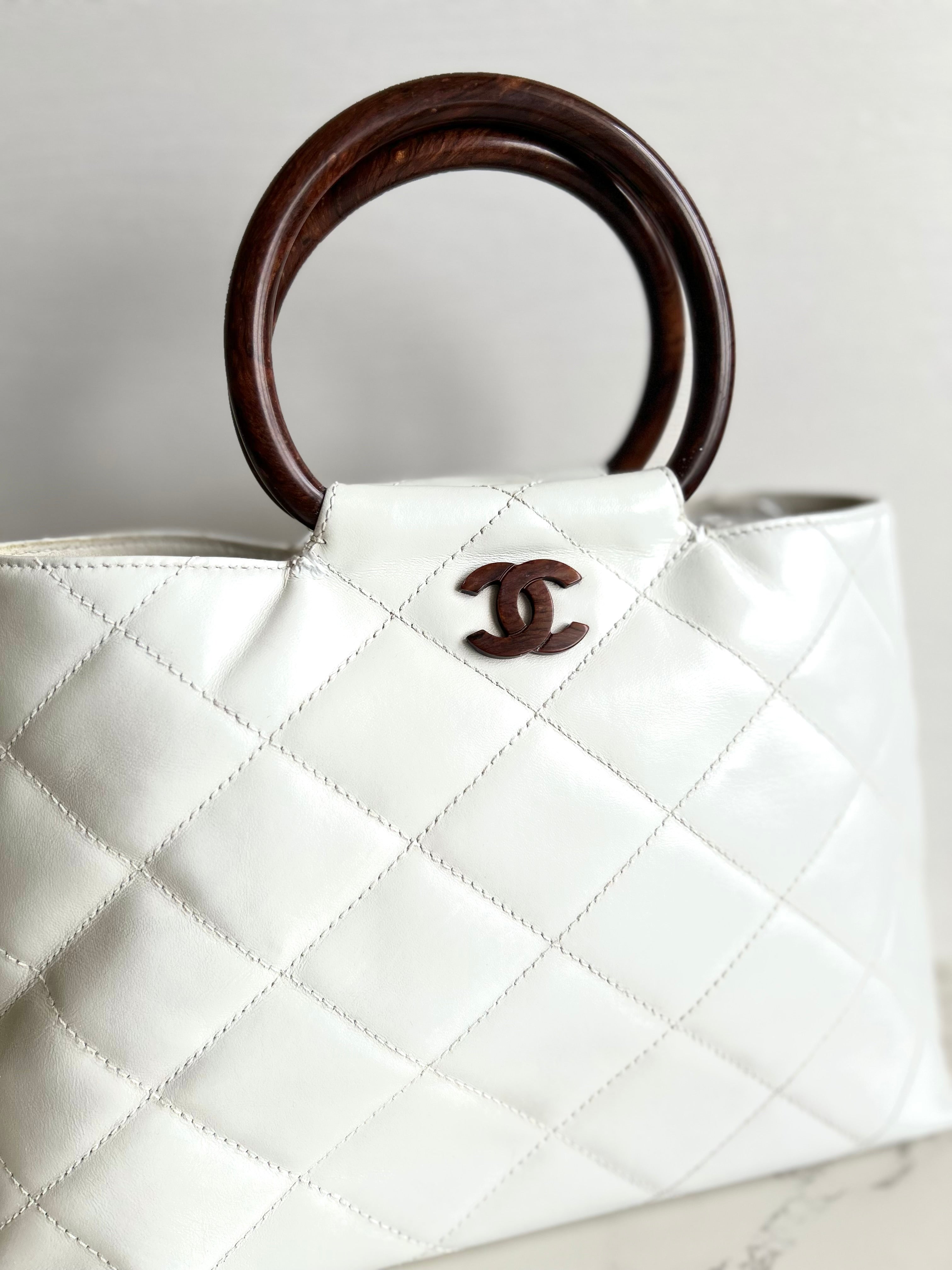 CHANEL rare white wood handle leather small tote bag / handbag