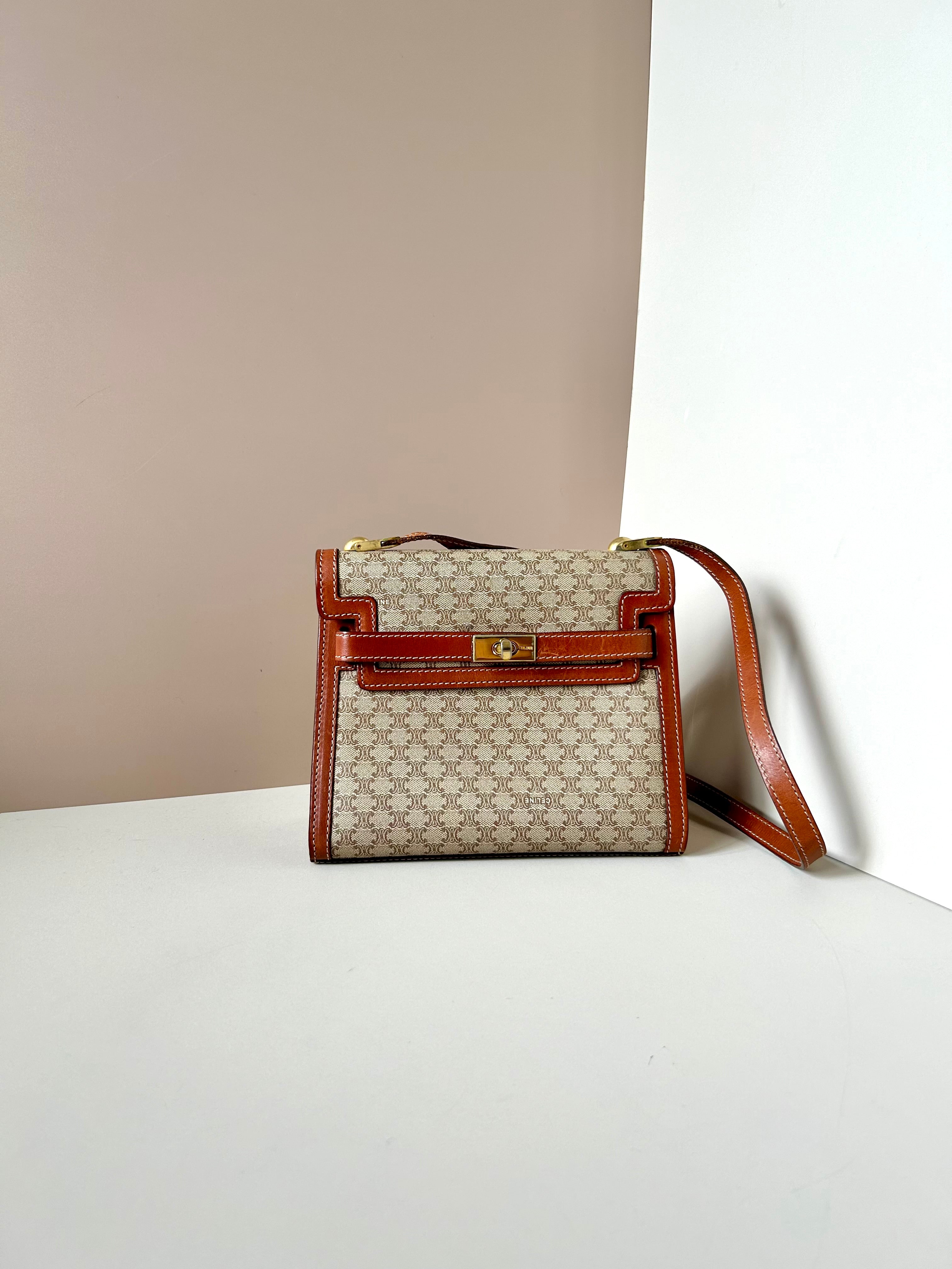 CELINE rare beige old flower Kelly box small bag/side bag/oblique bag