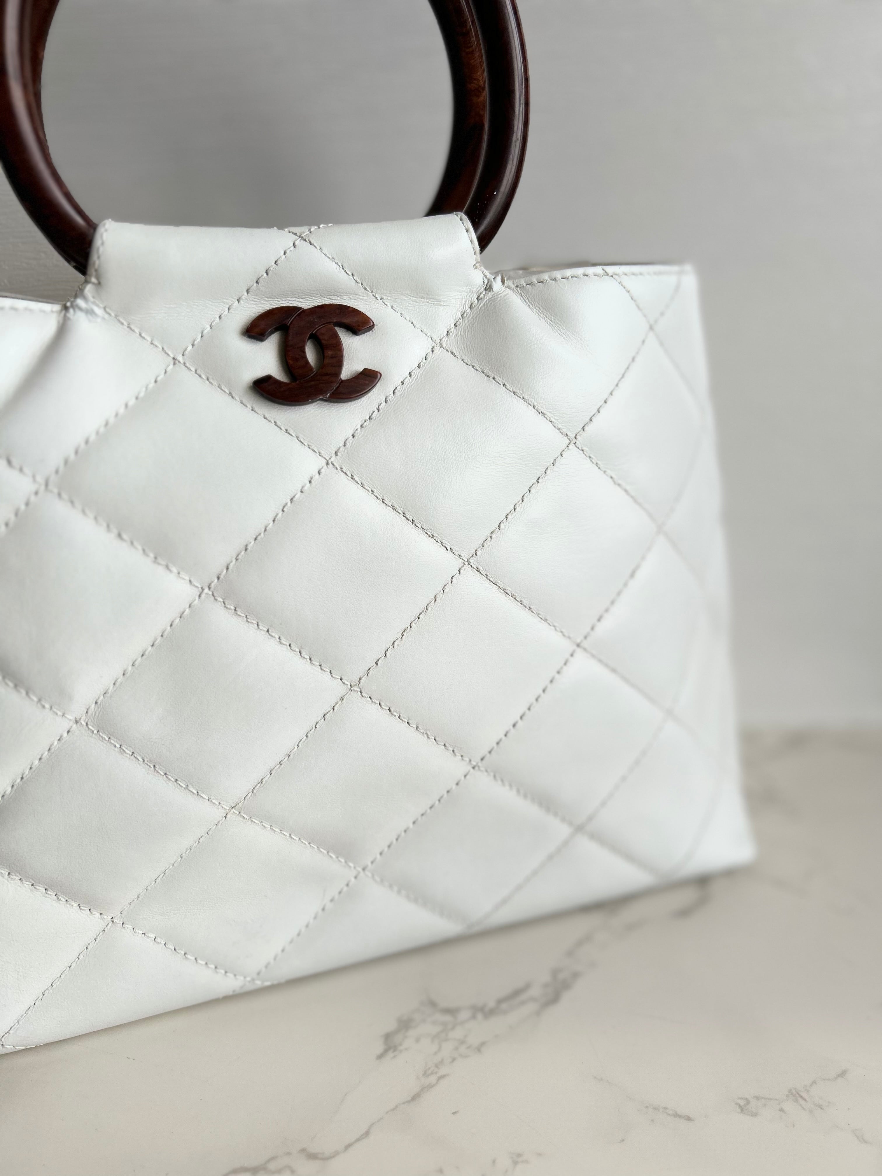 CHANEL rare white wood handle leather small tote bag / handbag