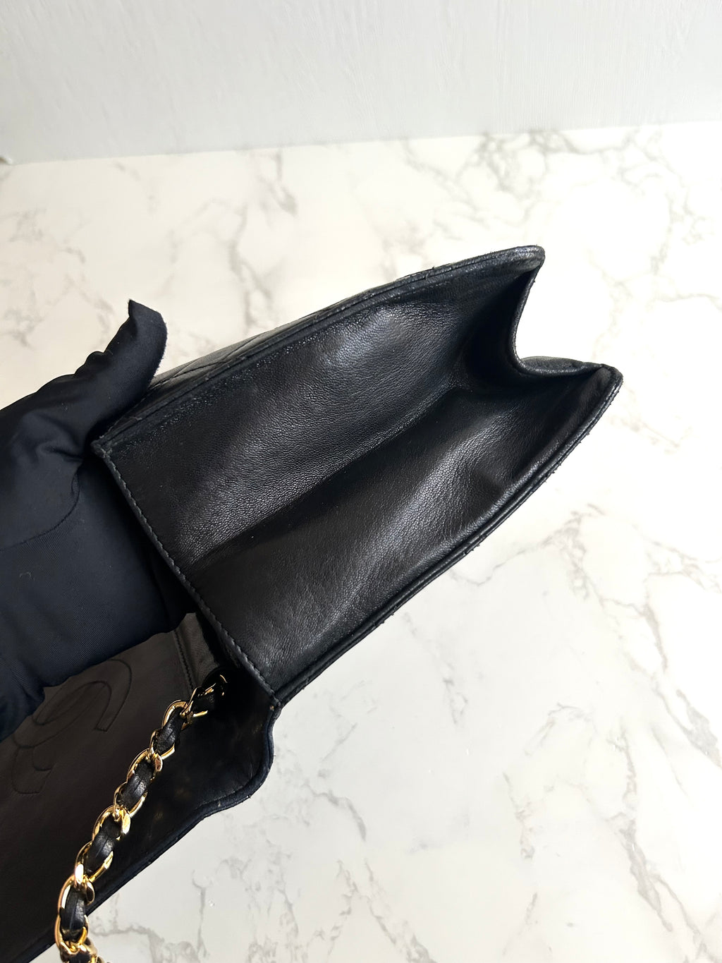 Chanel 黑金22 Matelassé 翻蓋包/側背包/單肩包