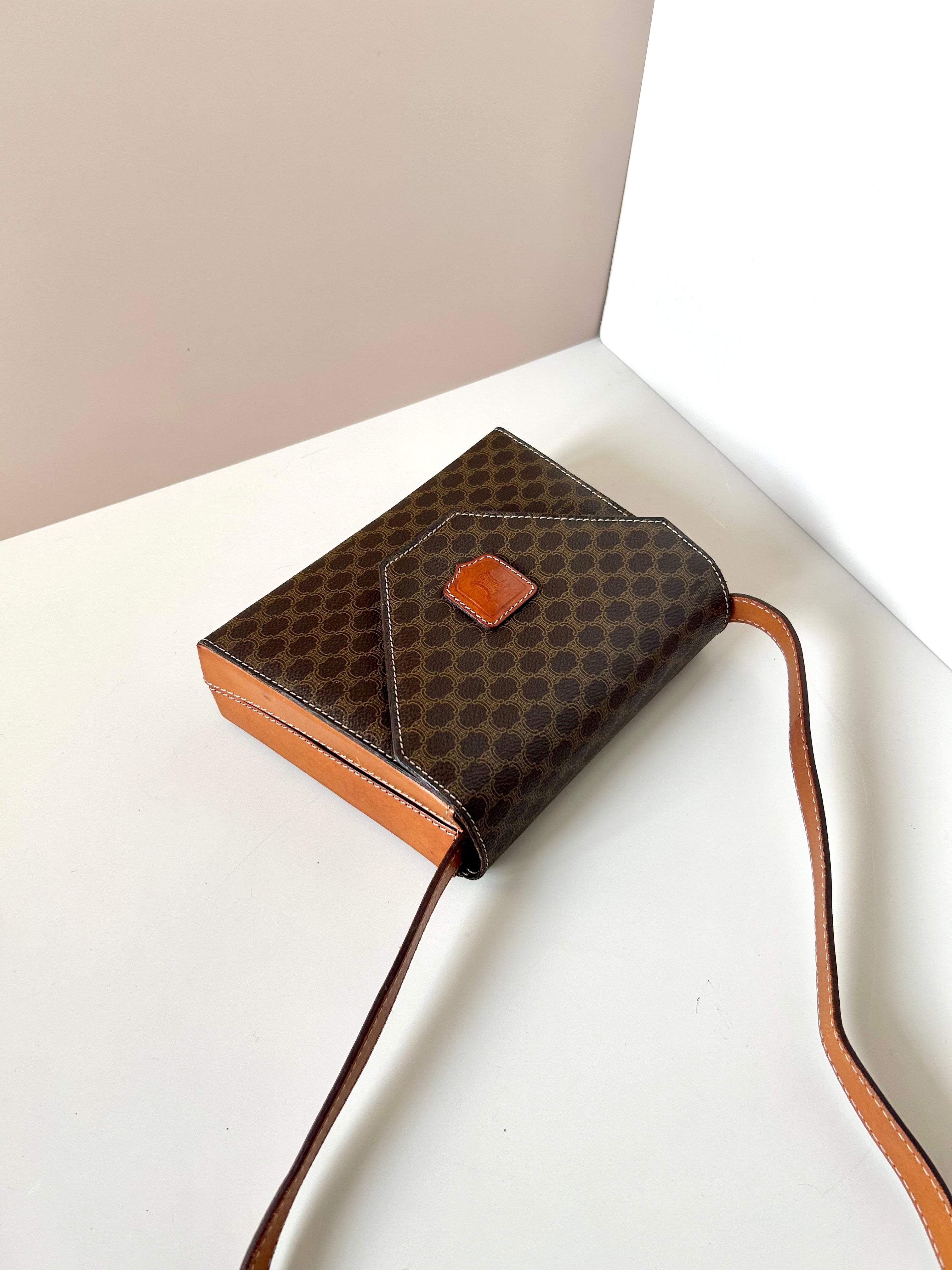 CELINE Brown Old Flower Envelope Box Small Bag/Side Bag/Messenger Bag