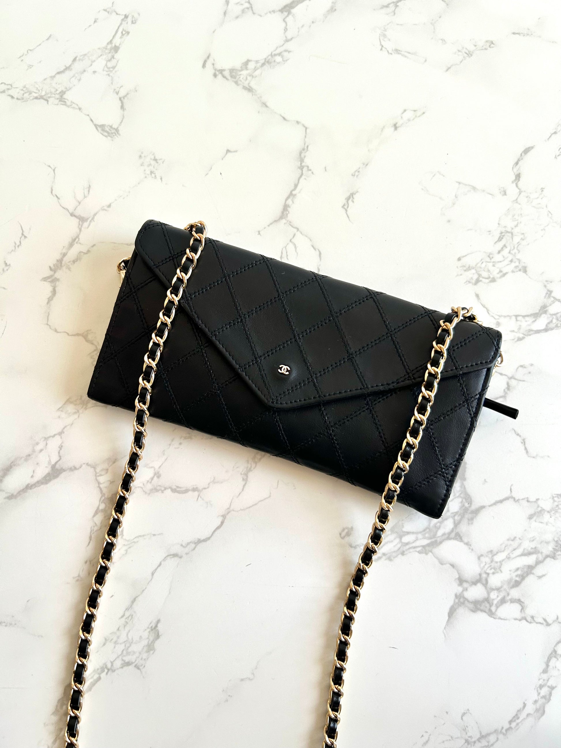 CHANEL Black Gold Buckle Envelope Small Bag/Side Bag/Messenger Bag/Clutch Bag/Mid-Length Wallet