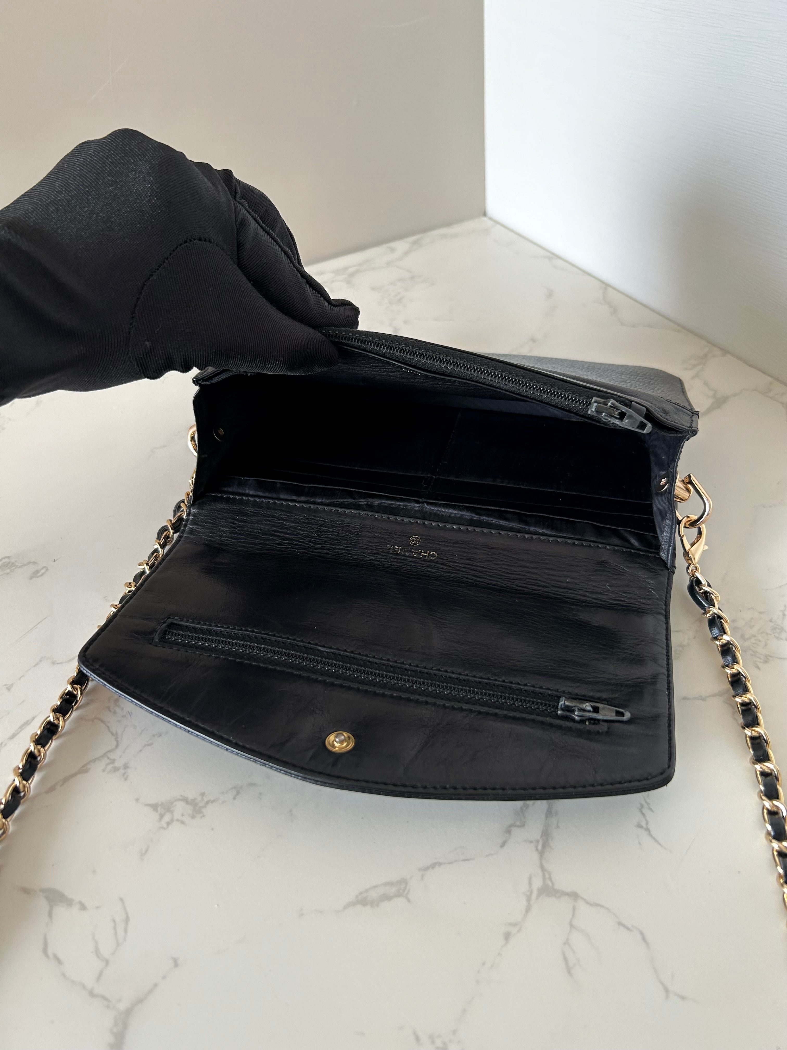 CHANEL Rare Black Caviar Chain WOC/Side Bag/Messenger Bag