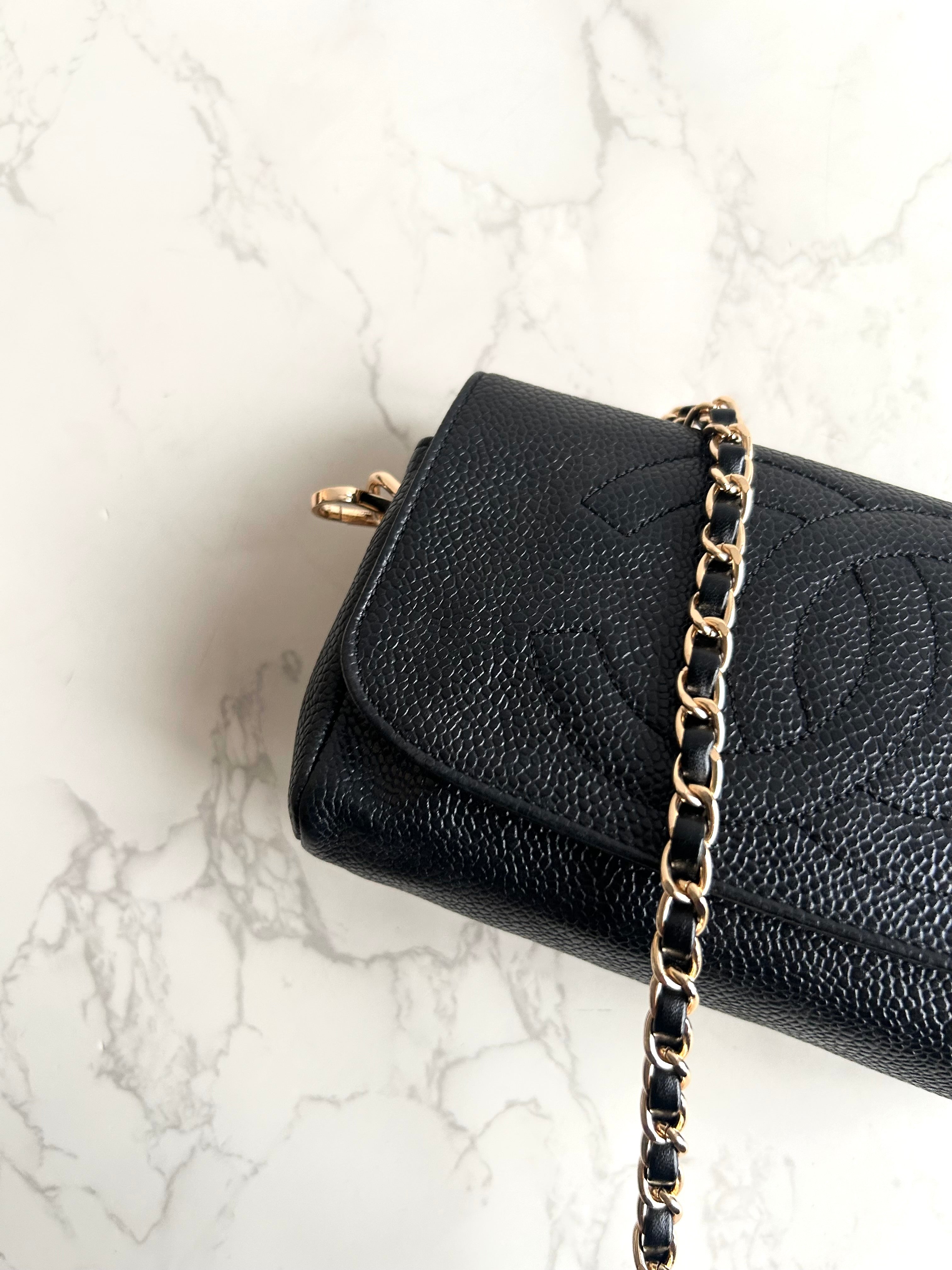 Chanel連鏡子黑金魚子醬皮革包 側背包 斜背包 中古包